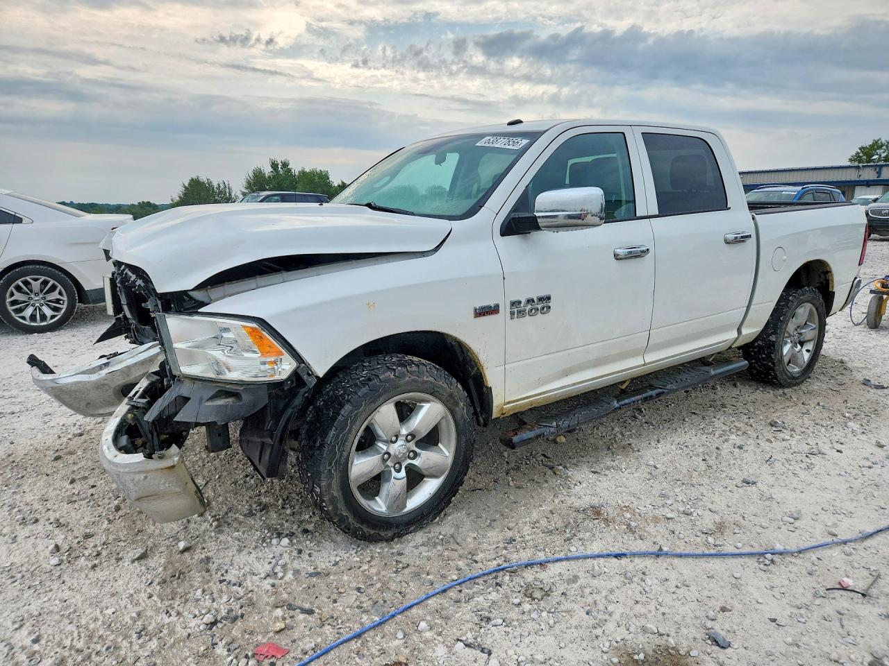 2015 Ram 1500 St White vin: 3C6RR7KT1FG532110