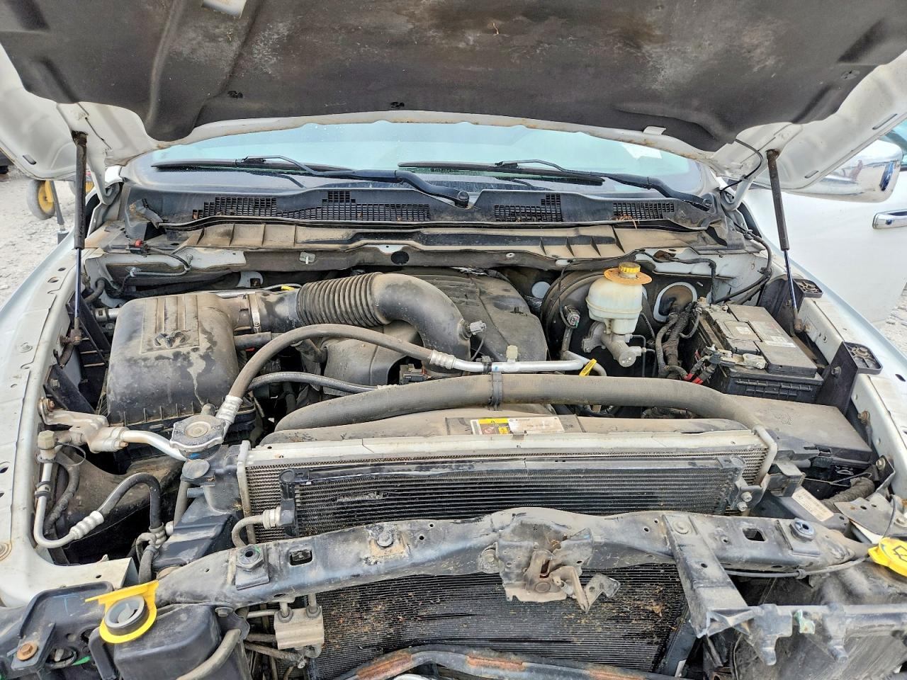 2015 Ram 1500 St Белый vin: 3C6RR7KT1FG532110