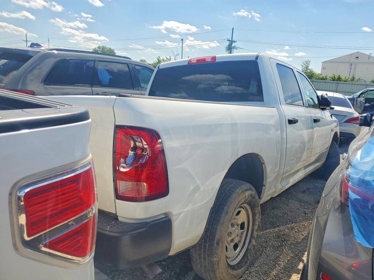 2022 Ram 1500 Classic Tradesman White vin: 3C6RR7KT1NG413133