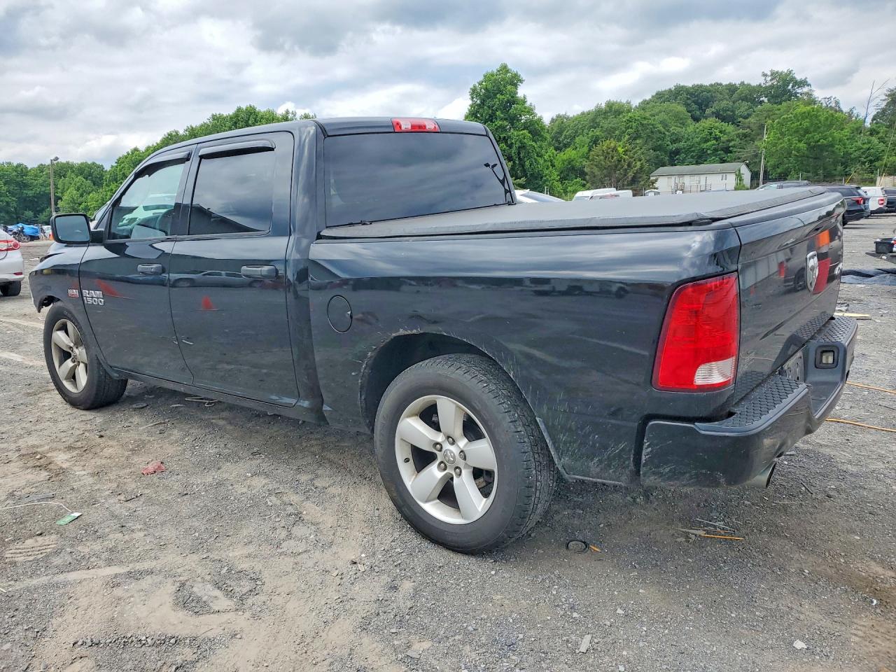2014 Ram 1500 St Black vin: 3C6RR7KT2EG210512
