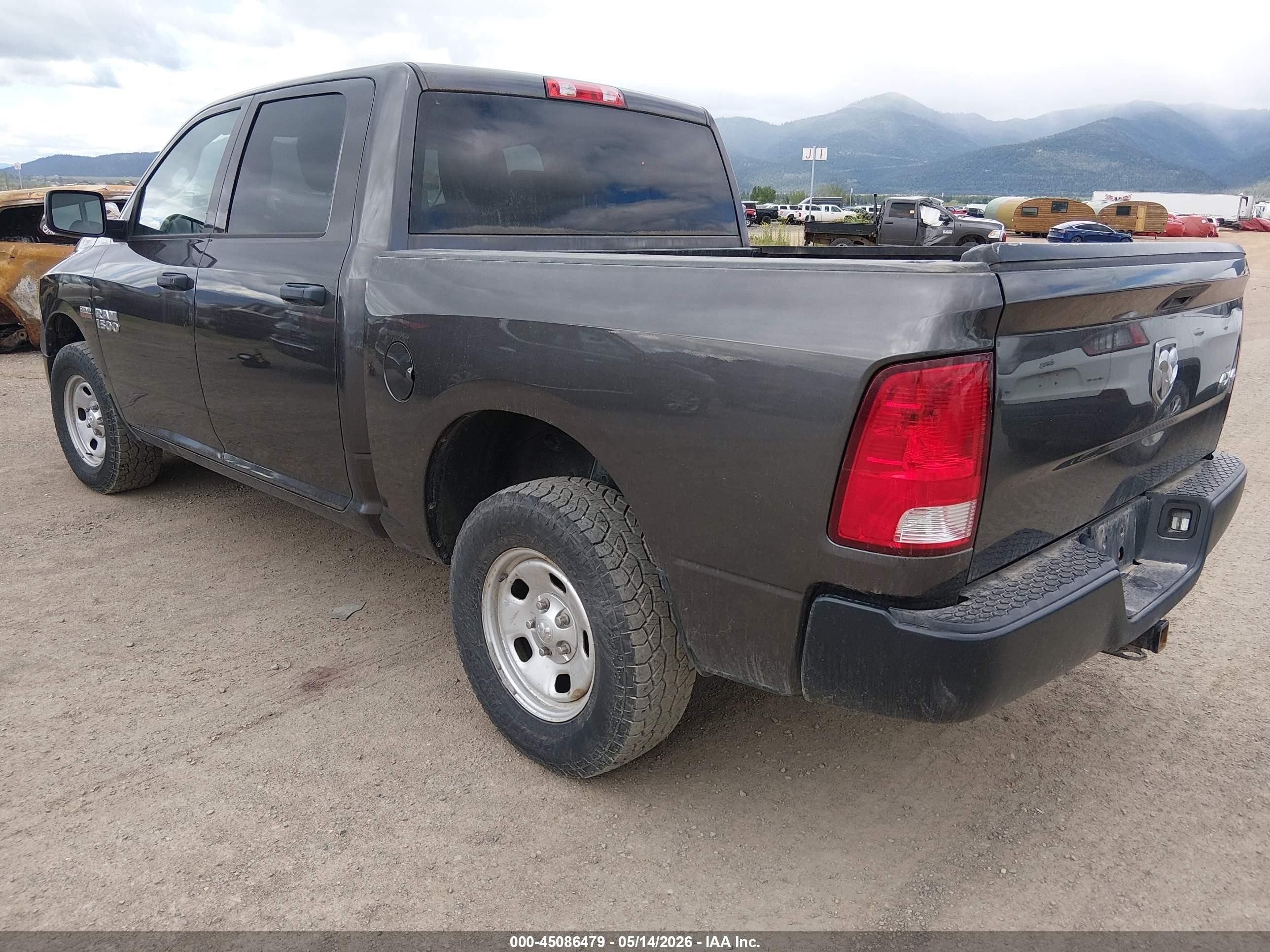 2017 Ram 1500 Tradesman  4x4 5'7 Box Brown vin: 3C6RR7KT2HG765321