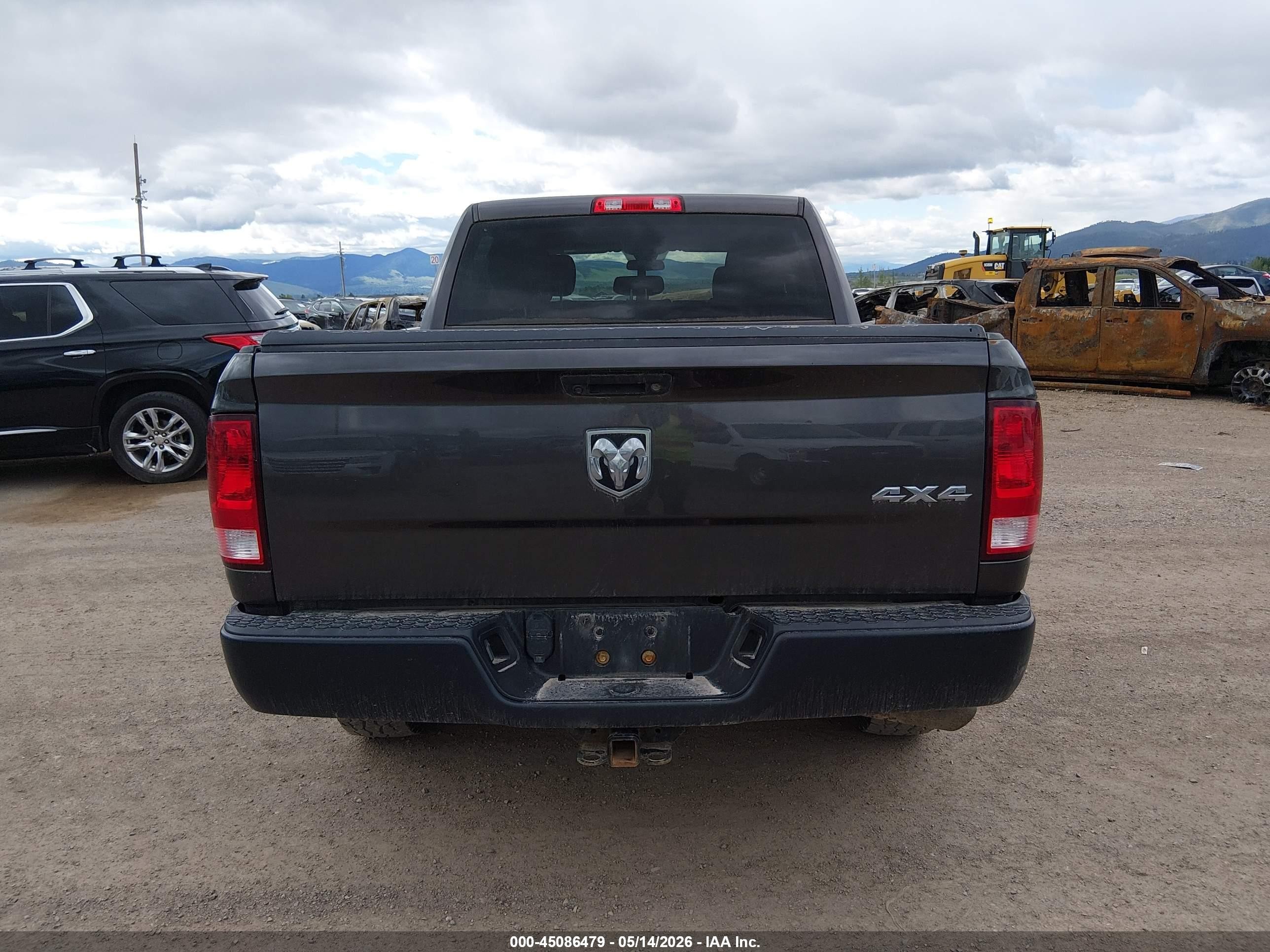 2017 Ram 1500 Tradesman  4x4 5'7 Box Brown vin: 3C6RR7KT2HG765321