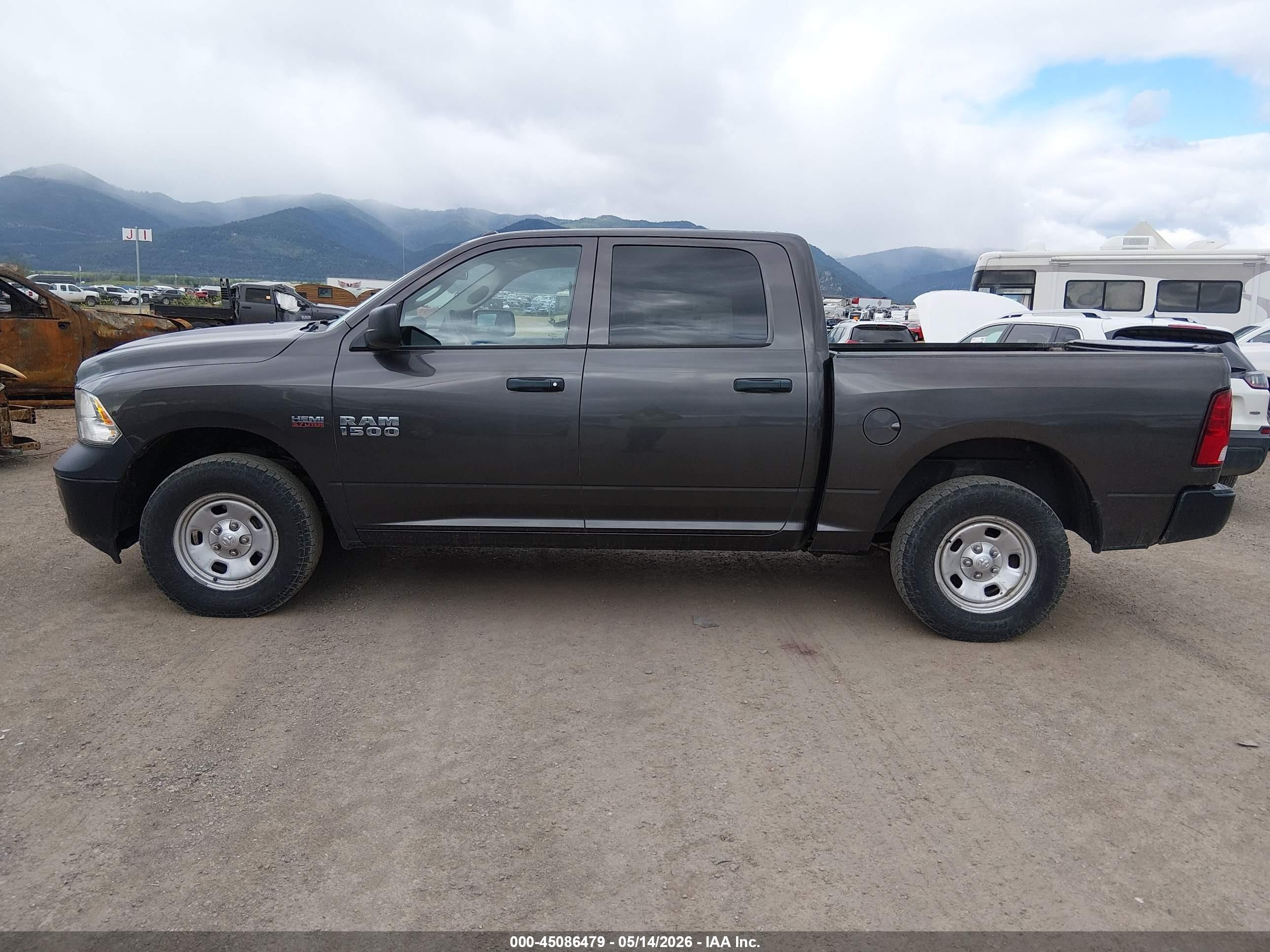 2017 Ram 1500 Tradesman  4x4 5'7 Box Brown vin: 3C6RR7KT2HG765321