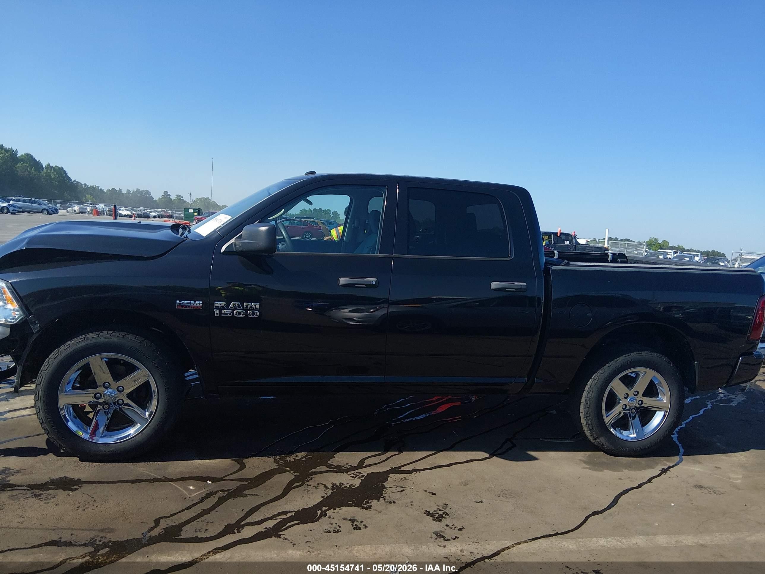 2017 Ram 1500   Black vin: 3C6RR7KT2HG795757