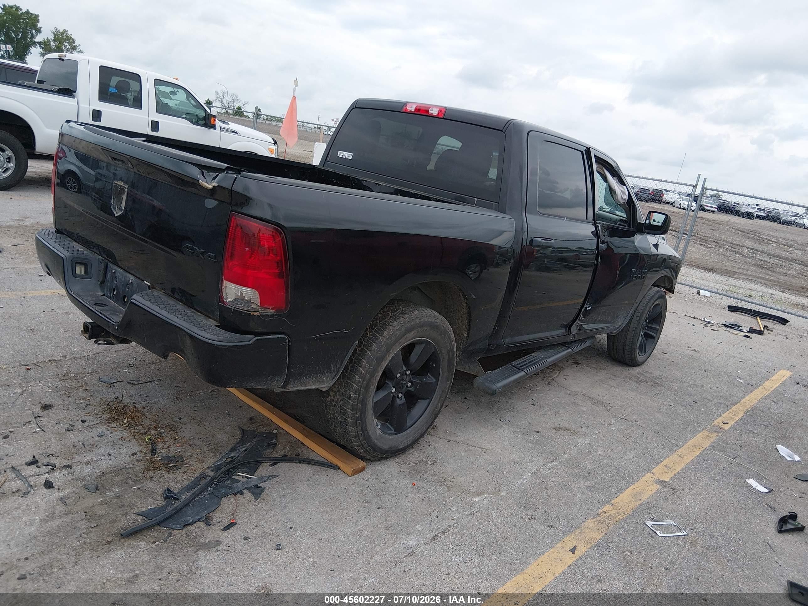 2015 Ram 1500 Express Black vin: 3C6RR7KT4FG676010