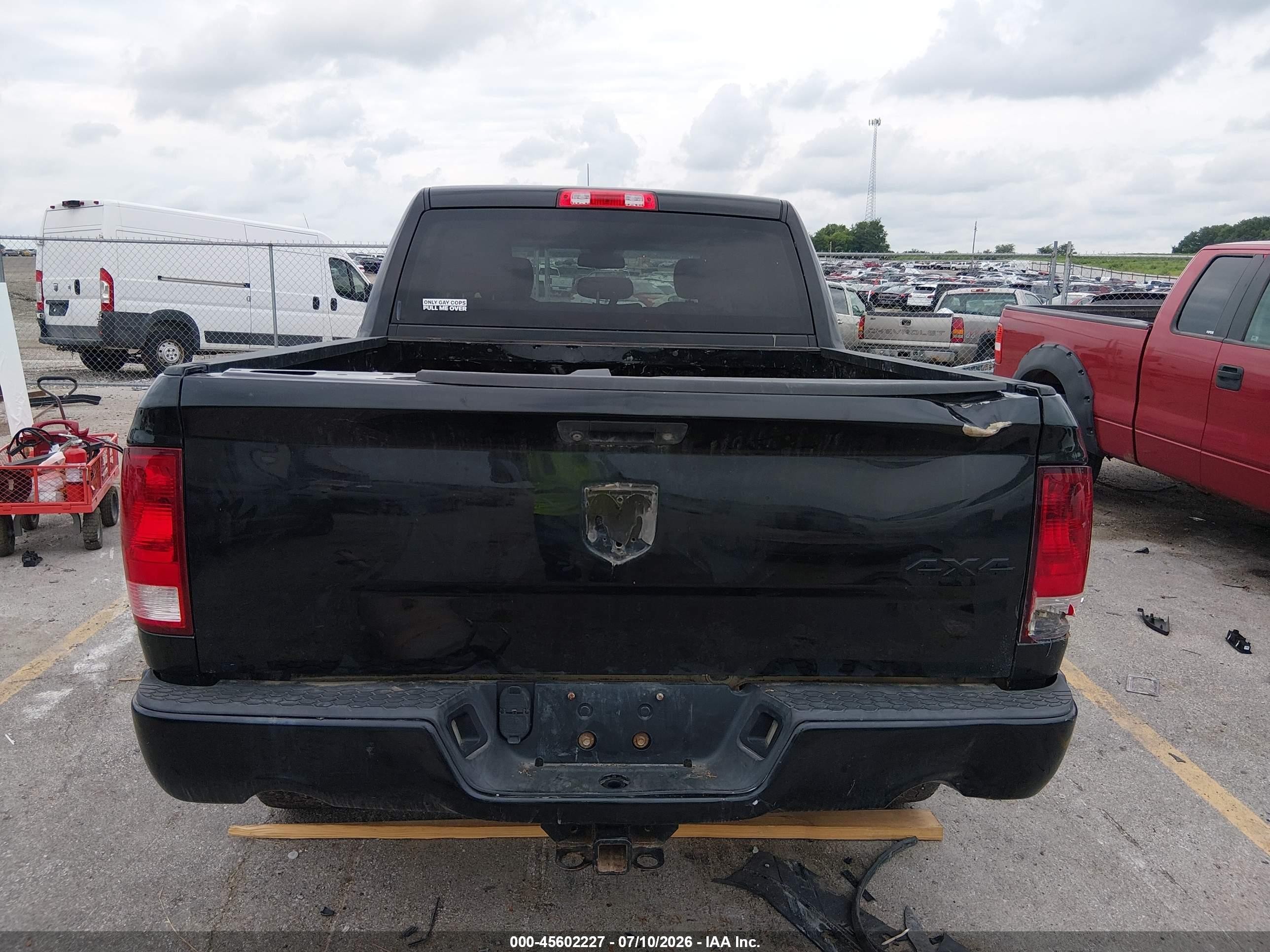 2015 Ram 1500 Express Black vin: 3C6RR7KT4FG676010