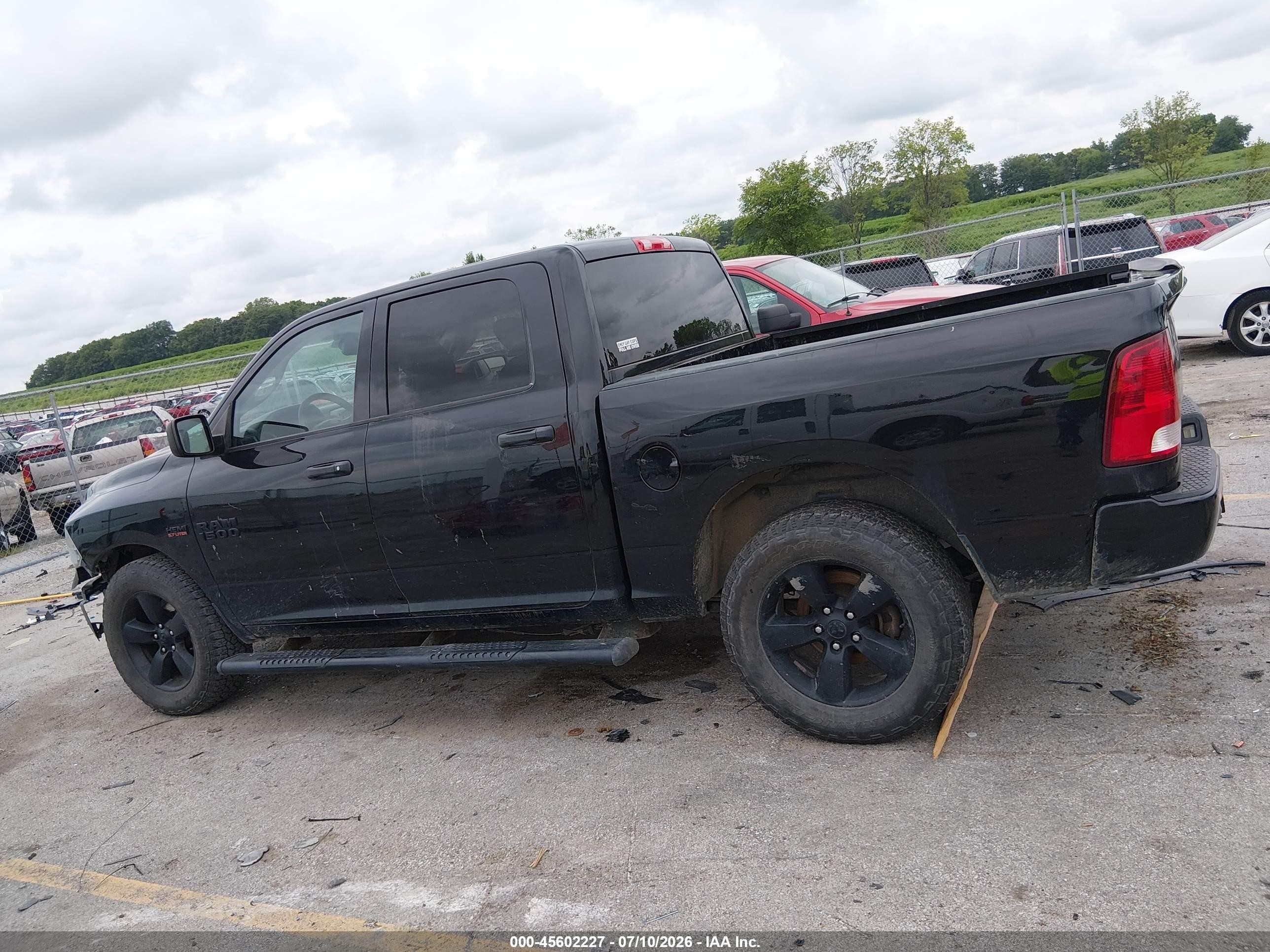 2015 Ram 1500 Express Black vin: 3C6RR7KT4FG676010