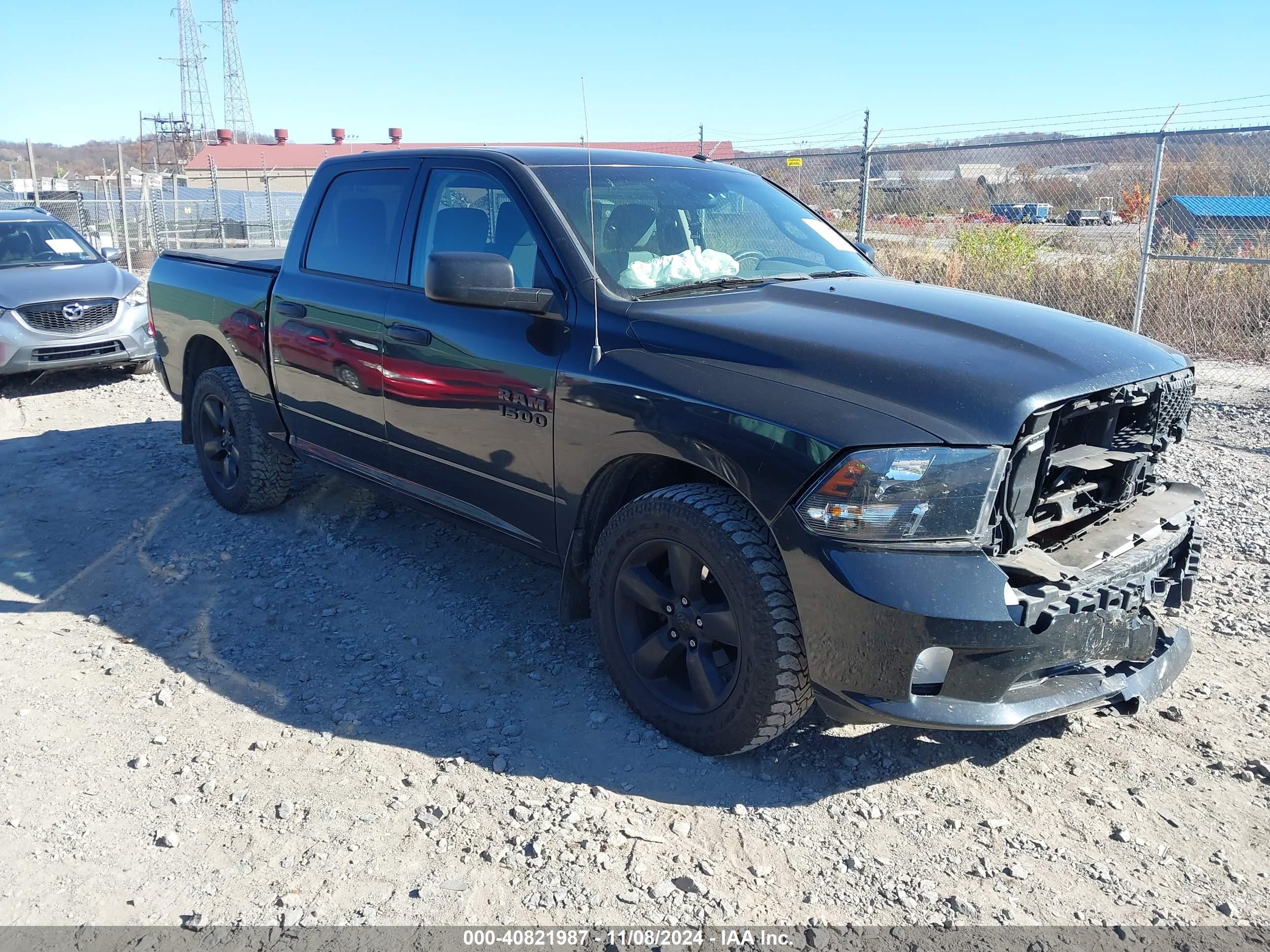 2015 Ram 1500 Express Black vin: 3C6RR7KT5FG676808