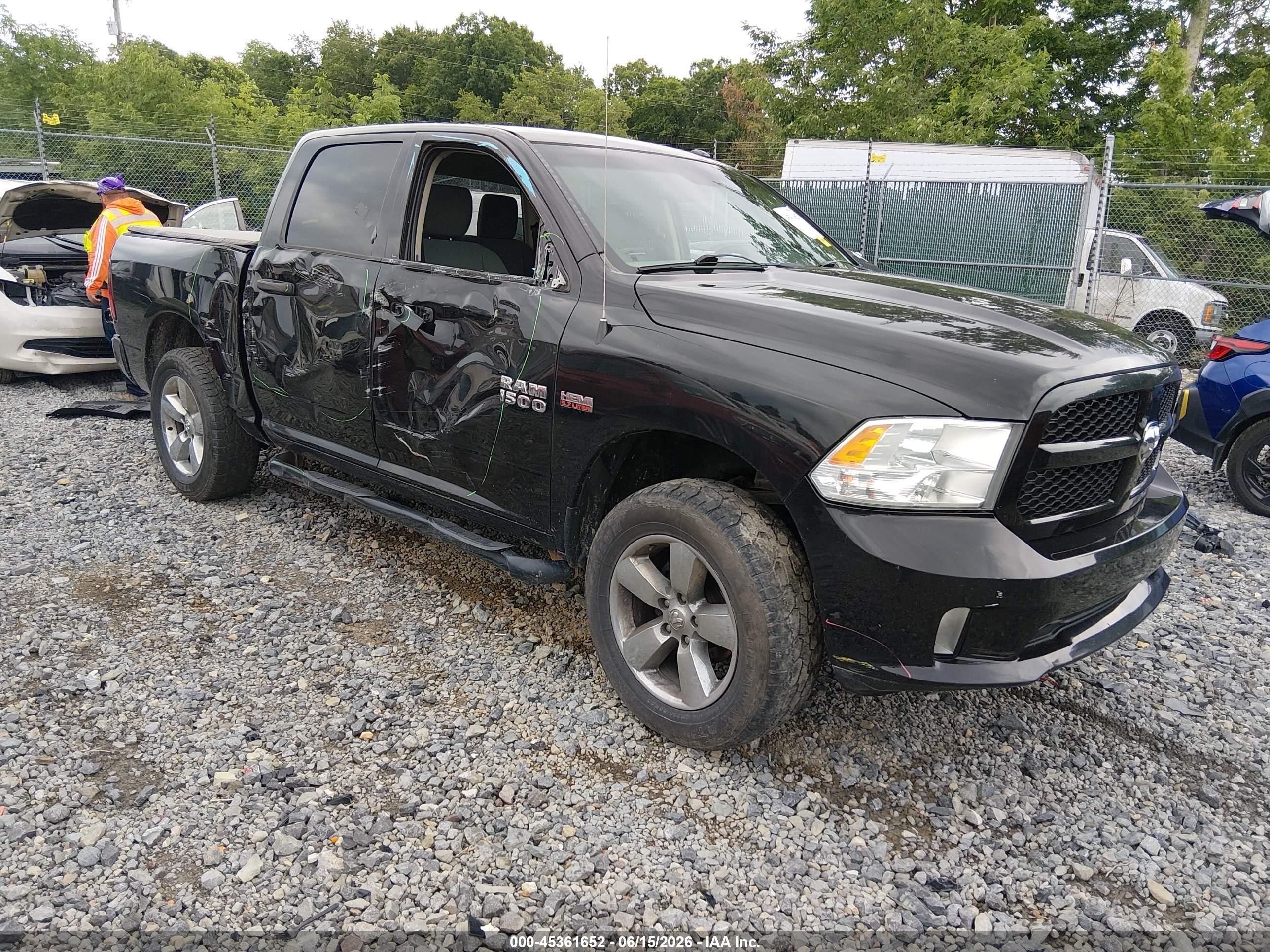 2014 Ram 1500 Express Black vin: 3C6RR7KT6EG254982