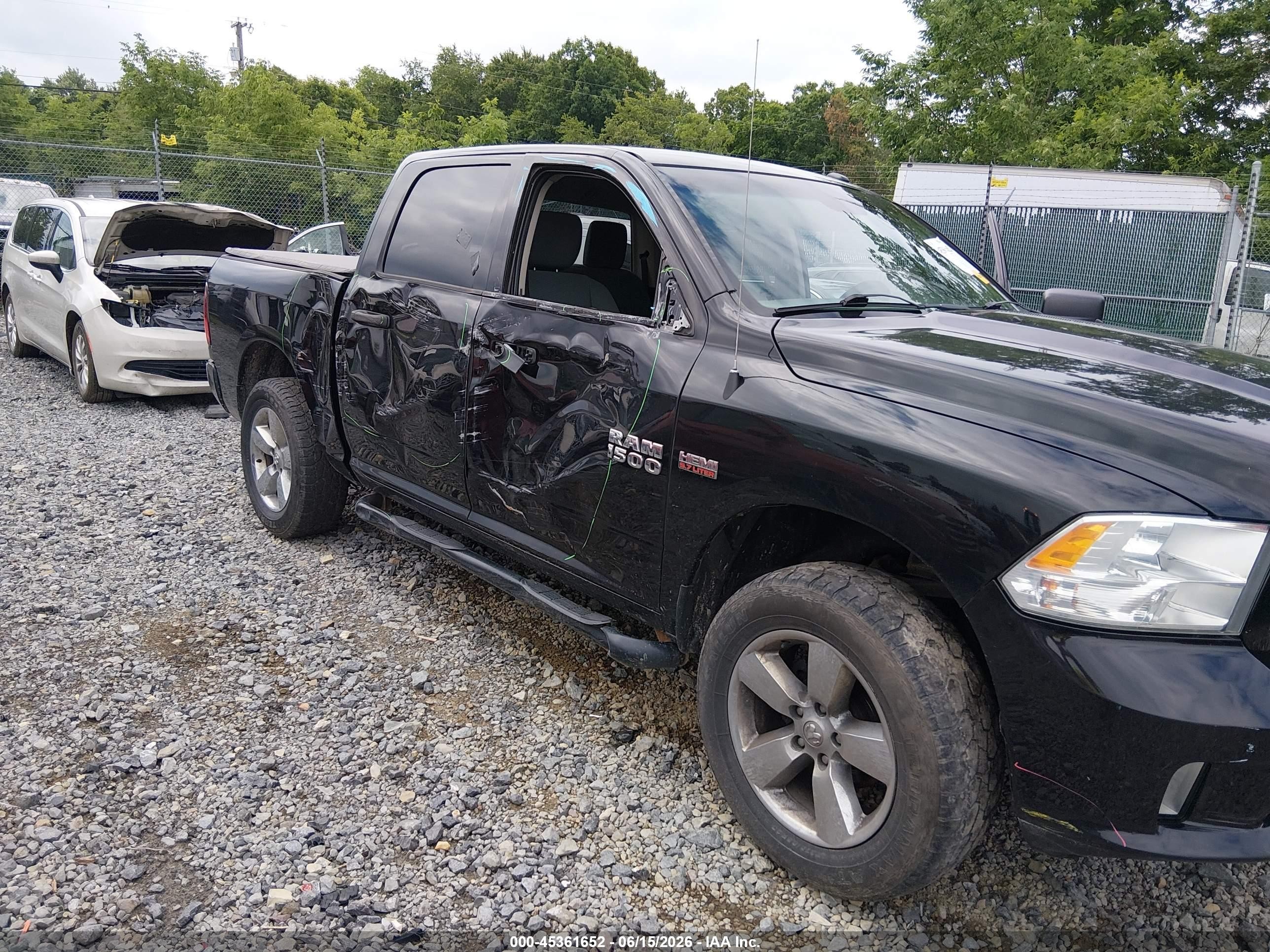 2014 Ram 1500 Express Black vin: 3C6RR7KT6EG254982