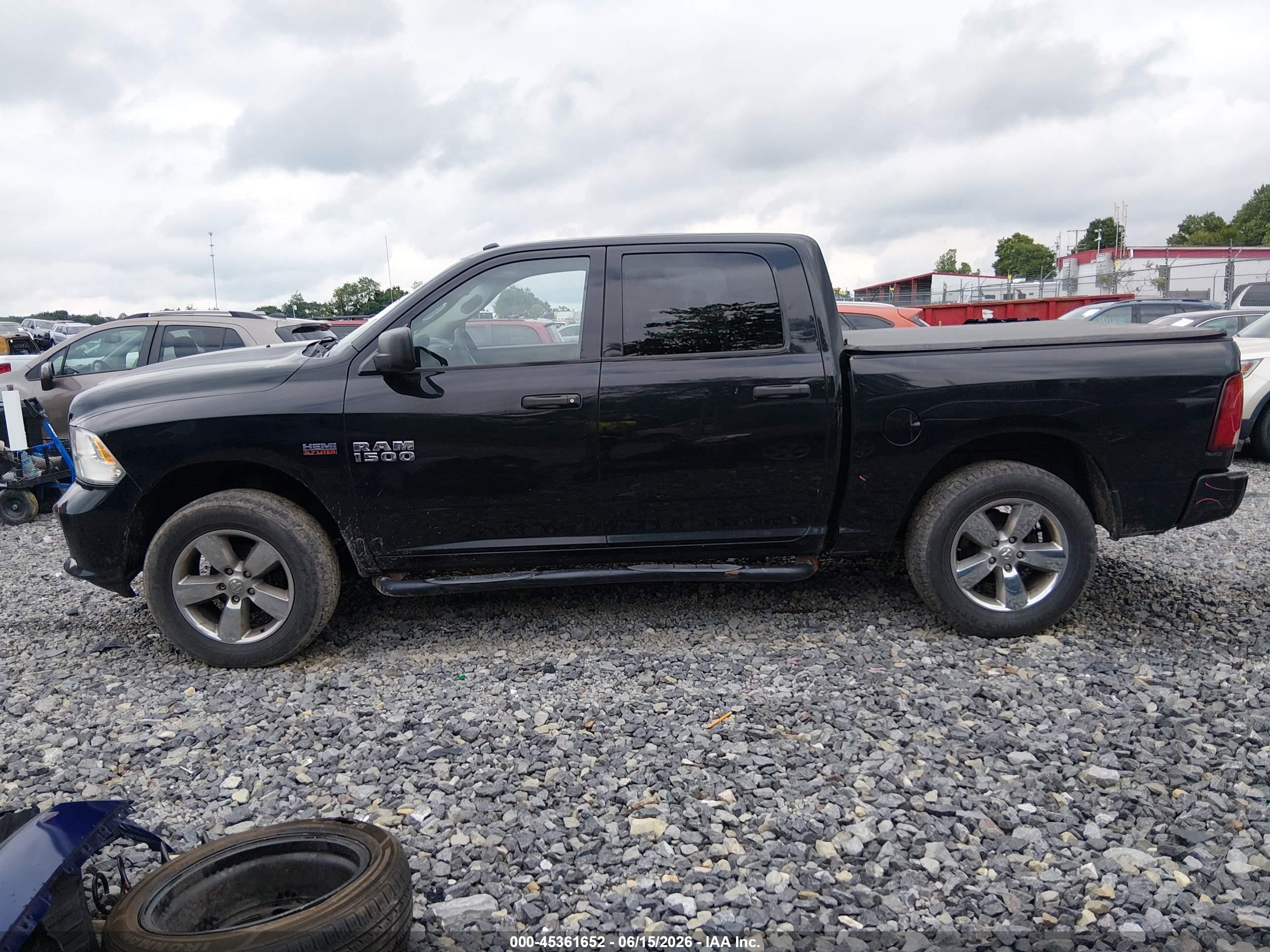 2014 Ram 1500 Express Black vin: 3C6RR7KT6EG254982