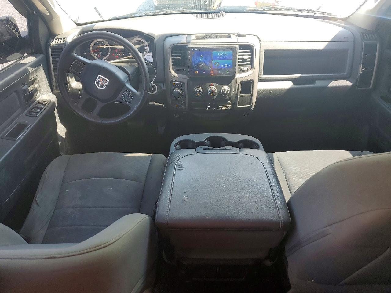2015 Ram 1500 St Серебряный vin: 3C6RR7KT8FG700387
