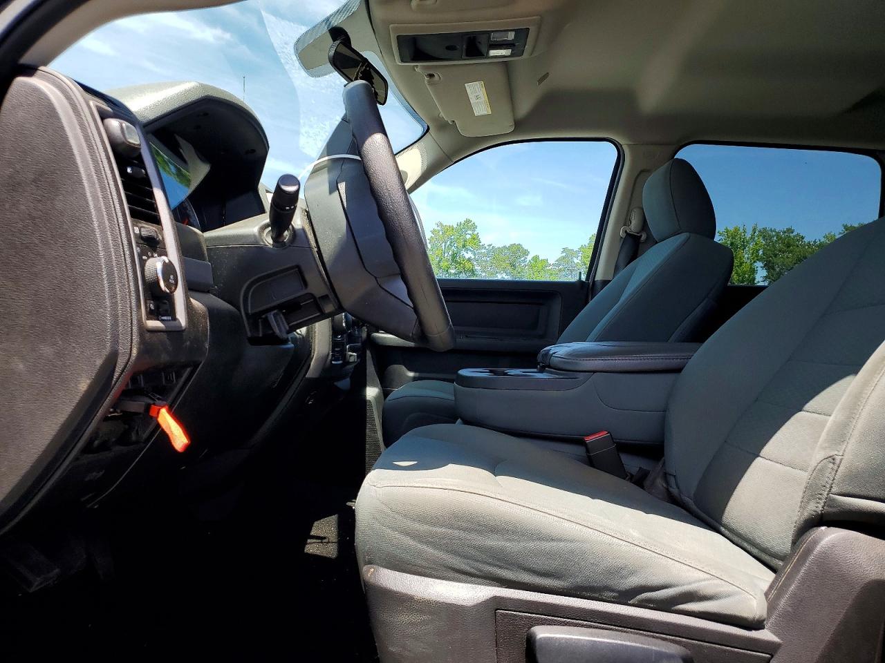 2017 Ram 1500 St Charcoal vin: 3C6RR7KT8HG607999