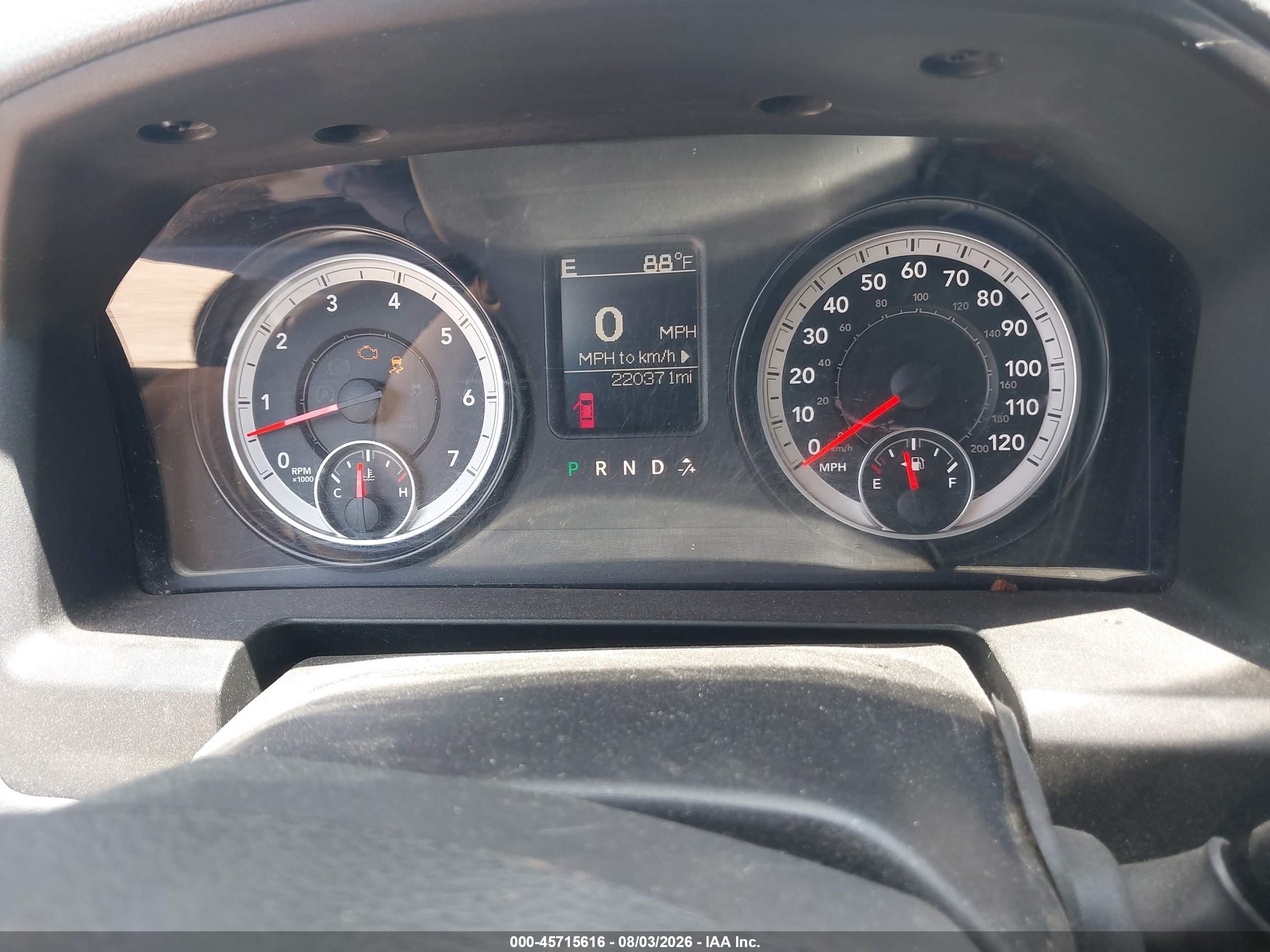 2015 Ram 1500 Tradesman Белый vin: 3C6RR7KT9FG631709