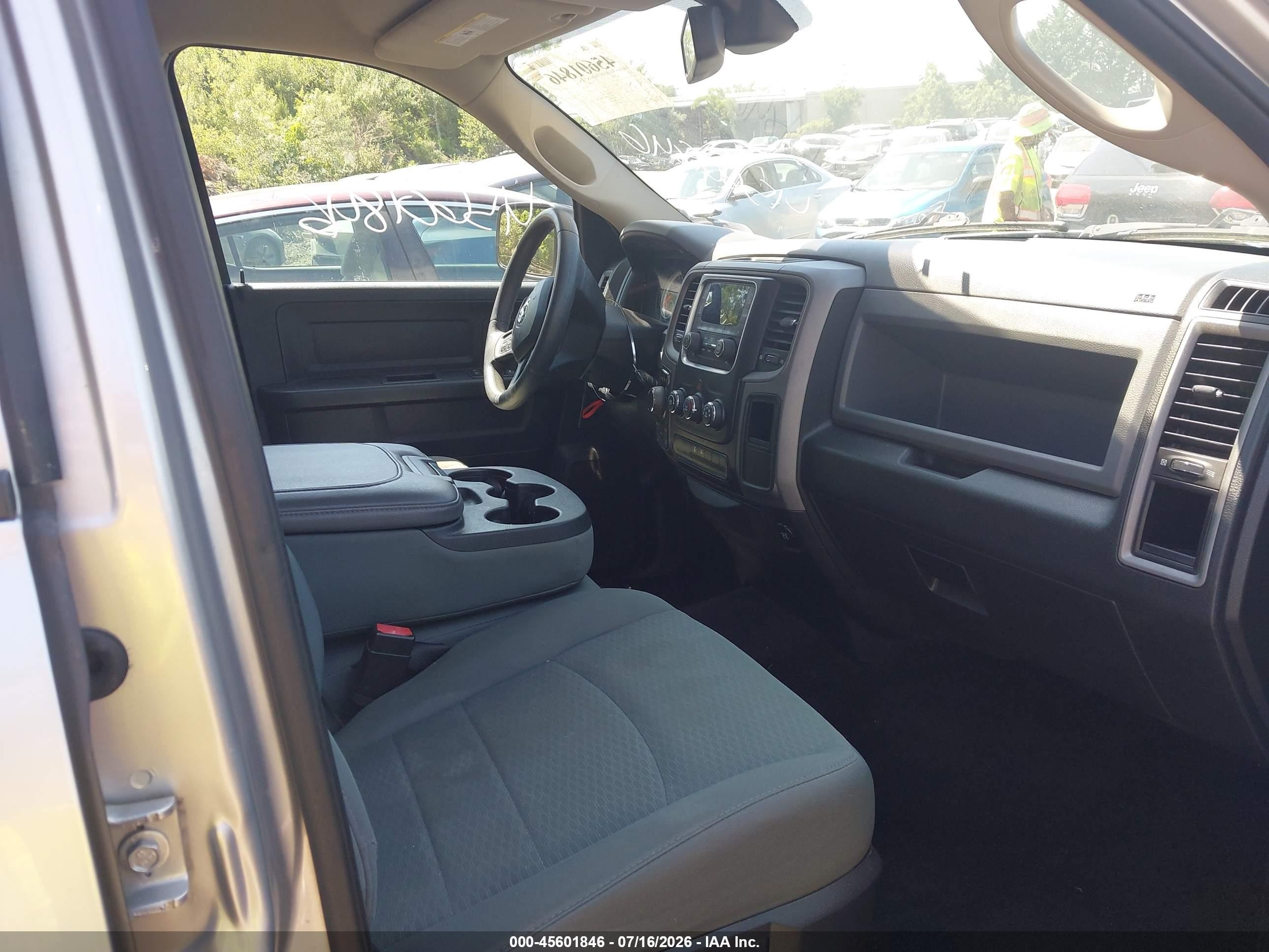 2015 Ram 1500 Express Gray vin: 3C6RR7KTXFG700424