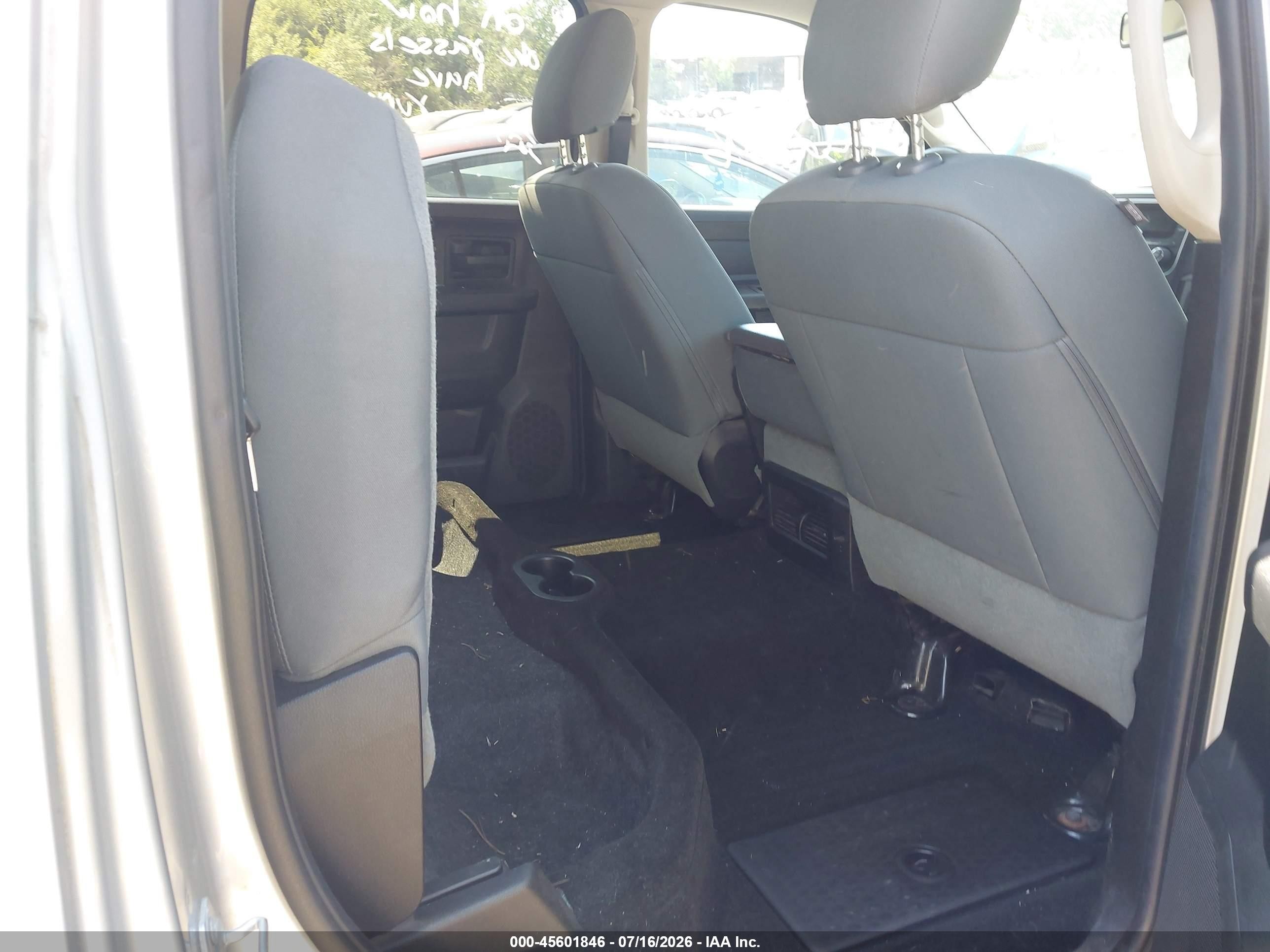 2015 Ram 1500 Express Gray vin: 3C6RR7KTXFG700424