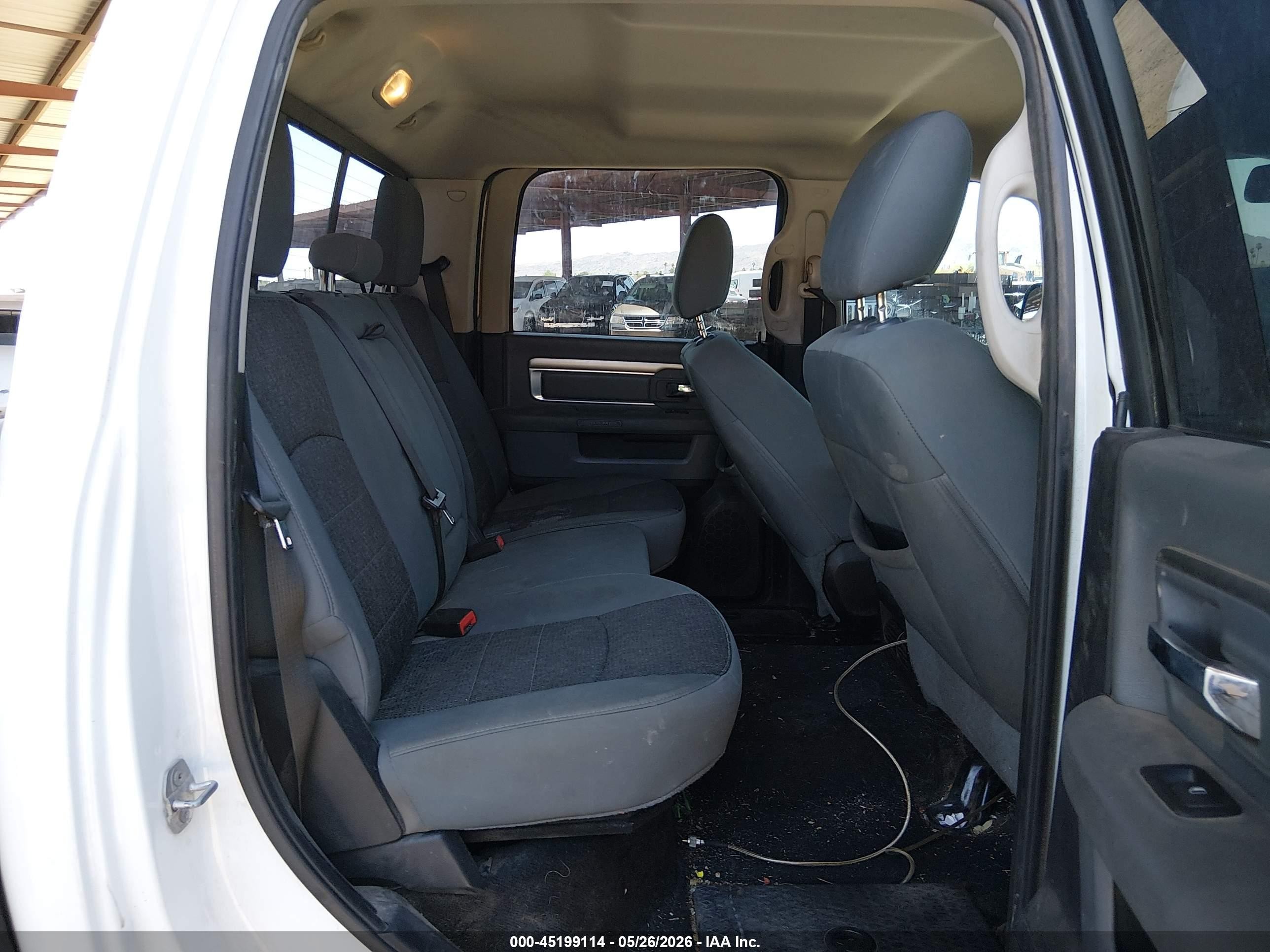 2015 Ram 1500 Big Horn White vin: 3C6RR7LT2FG532499