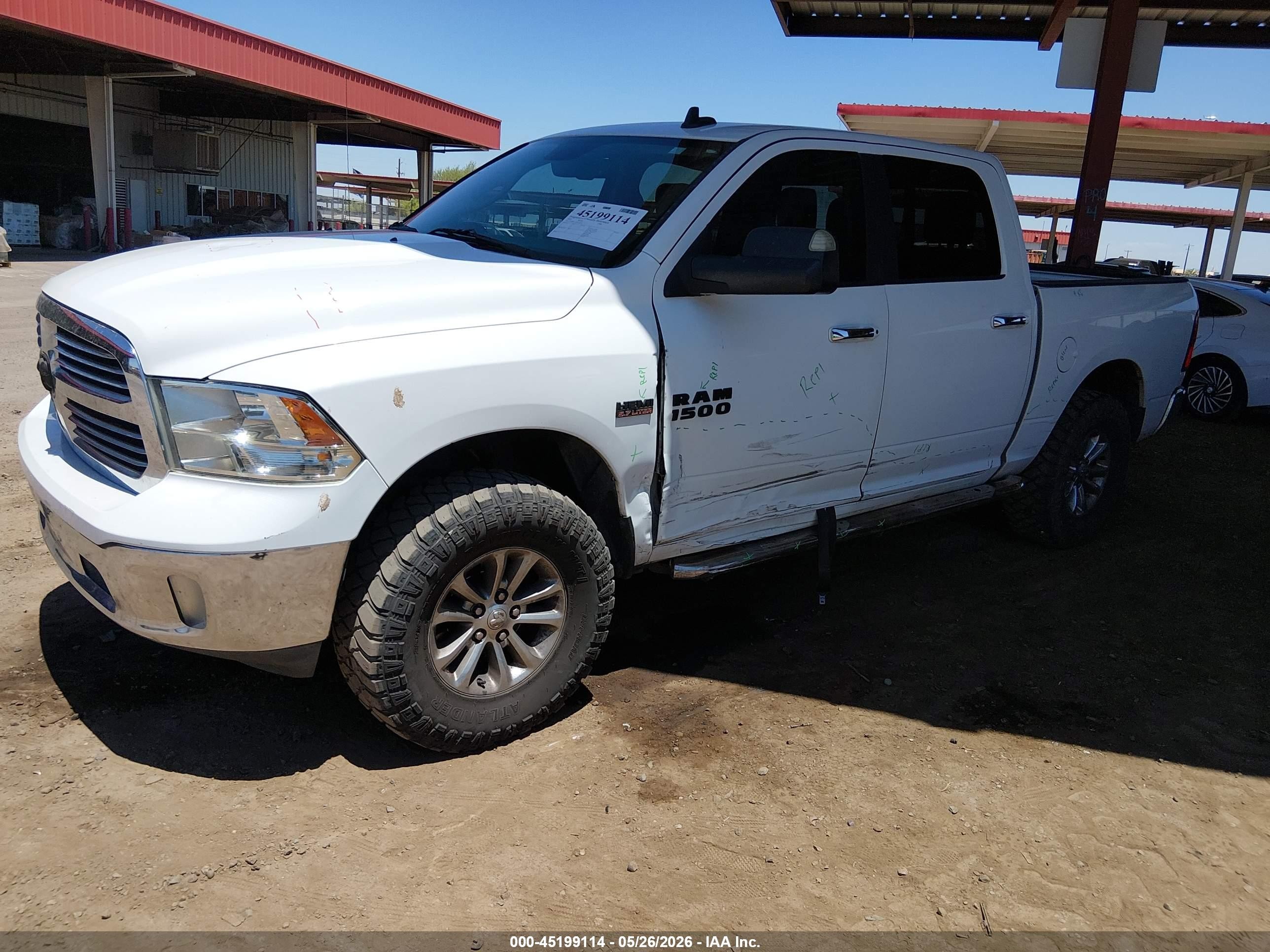 2015 Ram 1500 Big Horn White vin: 3C6RR7LT2FG532499