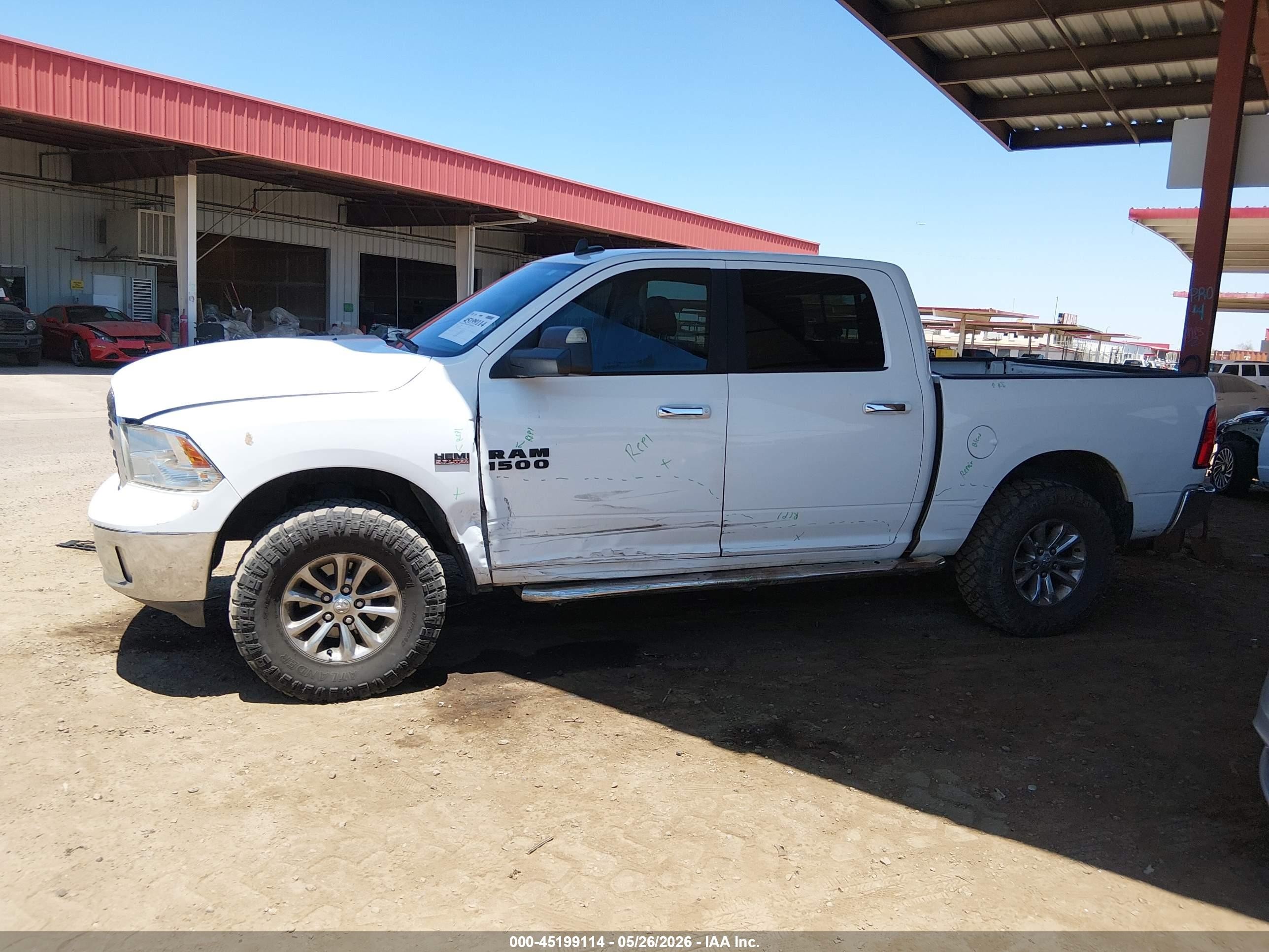 2015 Ram 1500 Big Horn White vin: 3C6RR7LT2FG532499