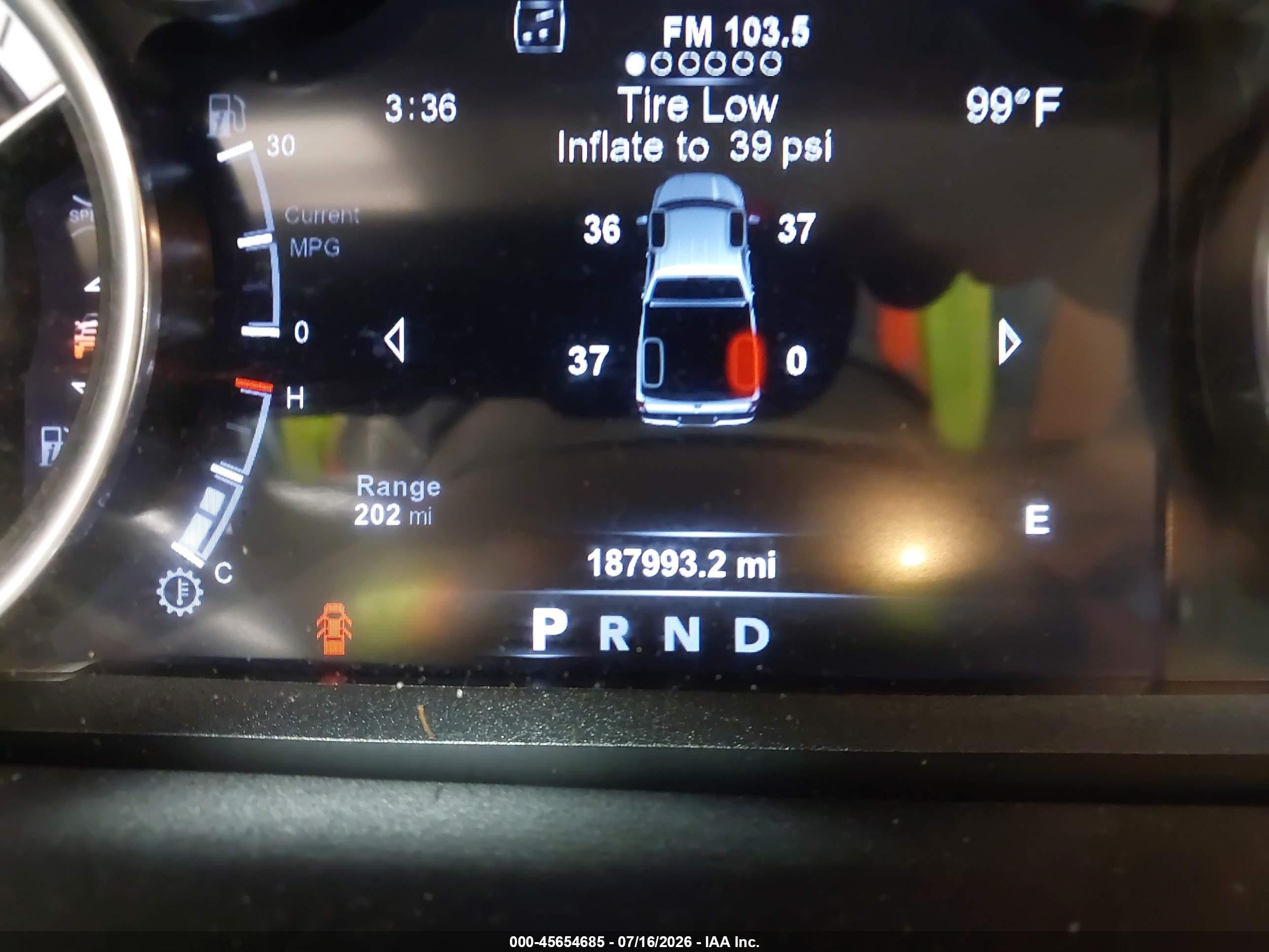 2015 Ram 1500 Big Horn White vin: 3C6RR7LT2FG666221
