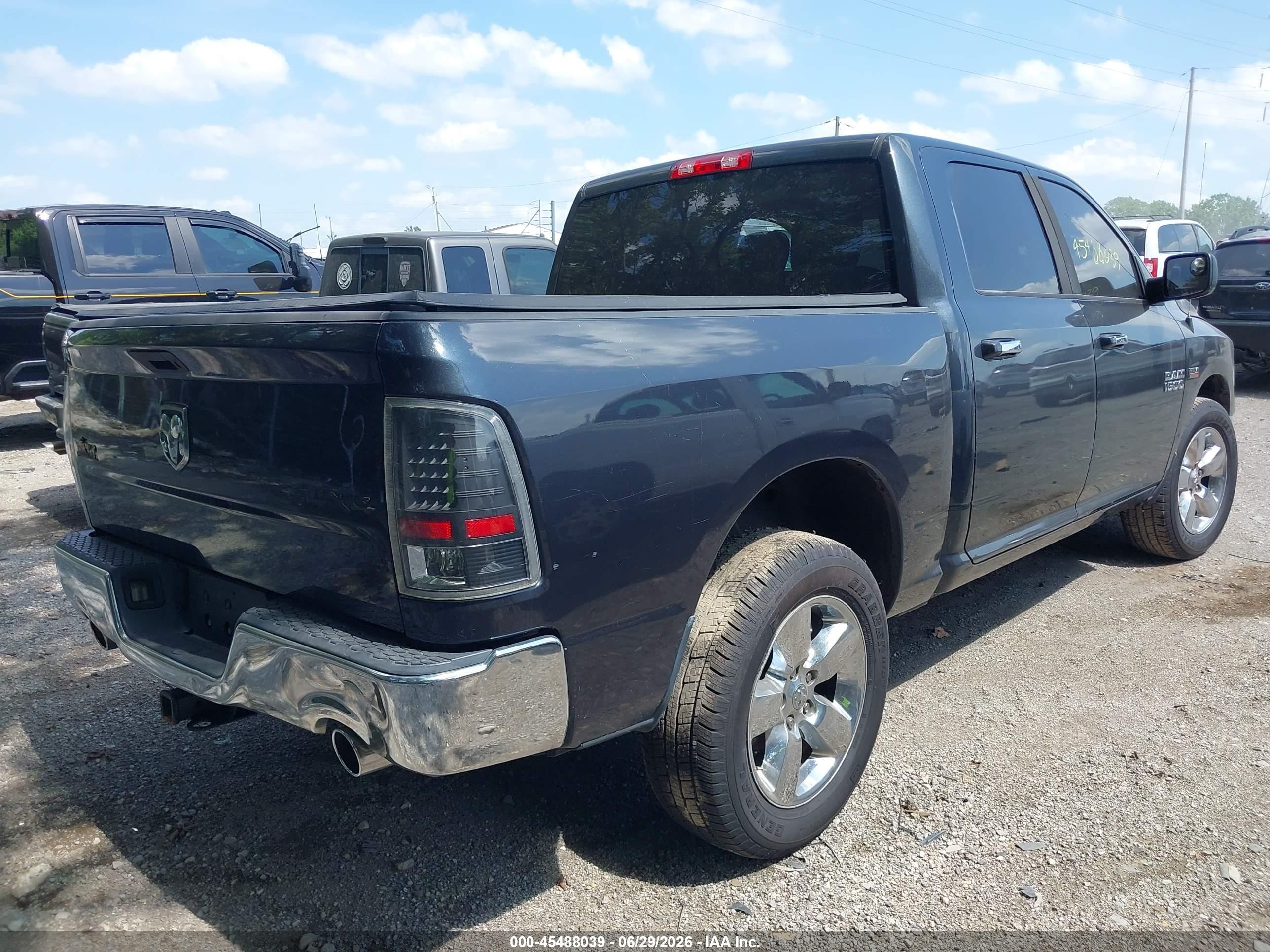 2015 Ram 1500 Big Horn Gray vin: 3C6RR7LT2FG711870