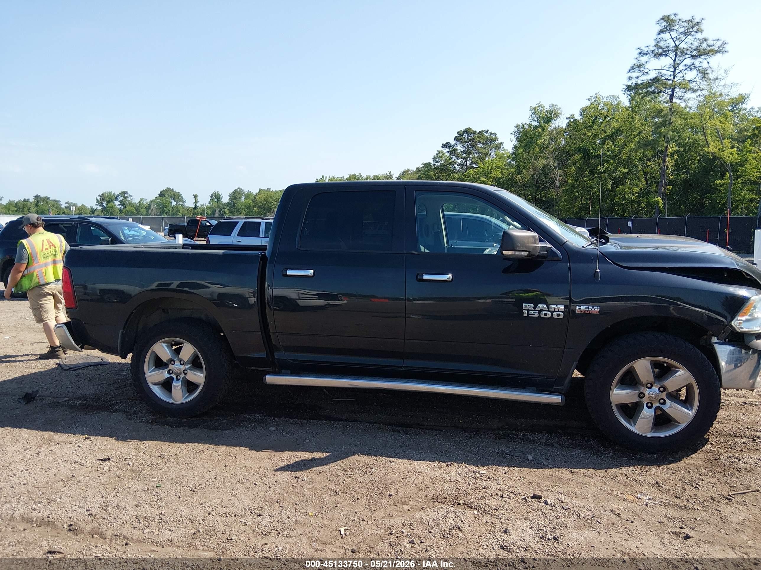 2016 Ram 1500 Big Horn Black vin: 3C6RR7LT2GG241230