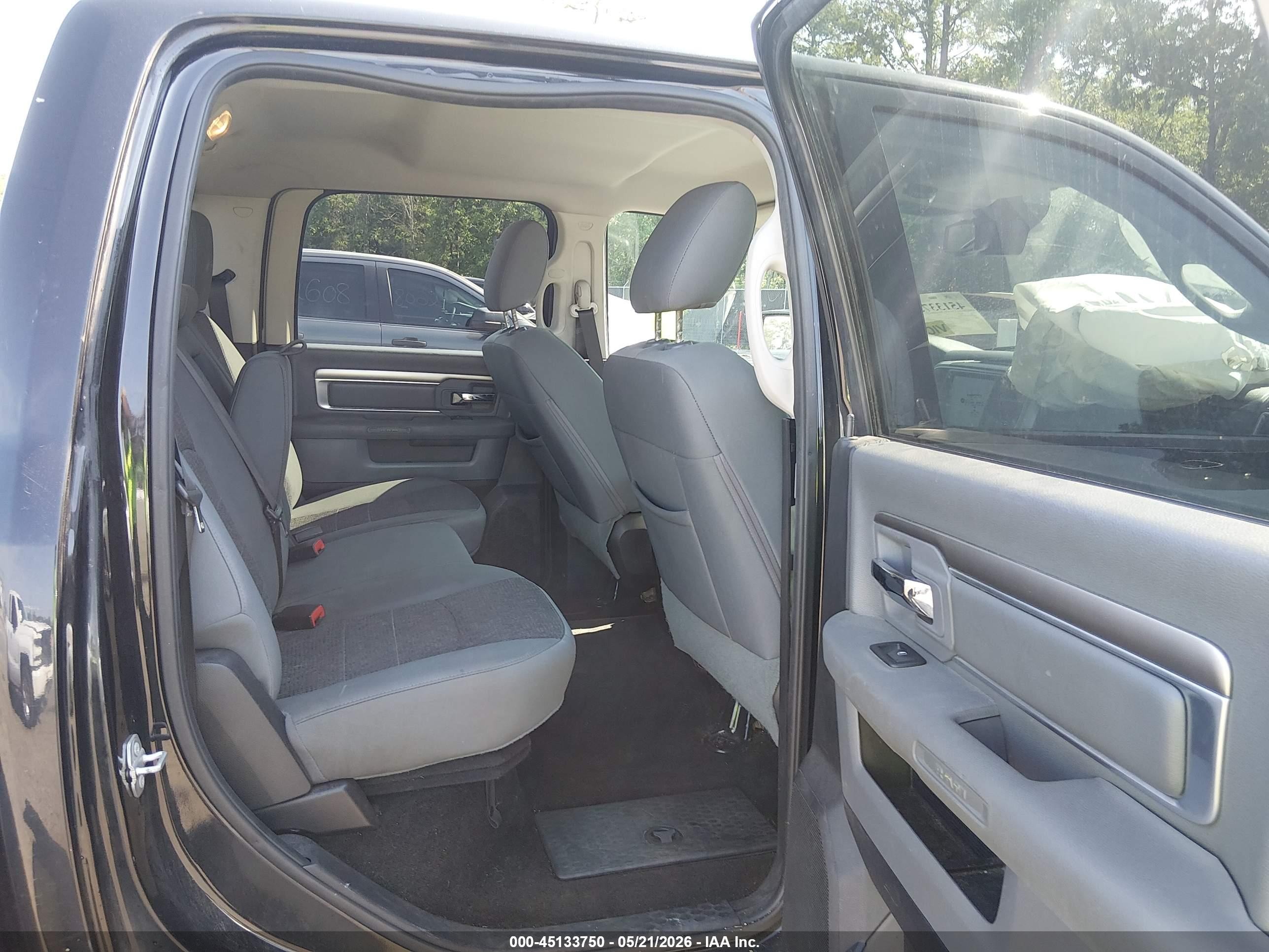 2016 Ram 1500 Big Horn Black vin: 3C6RR7LT2GG241230