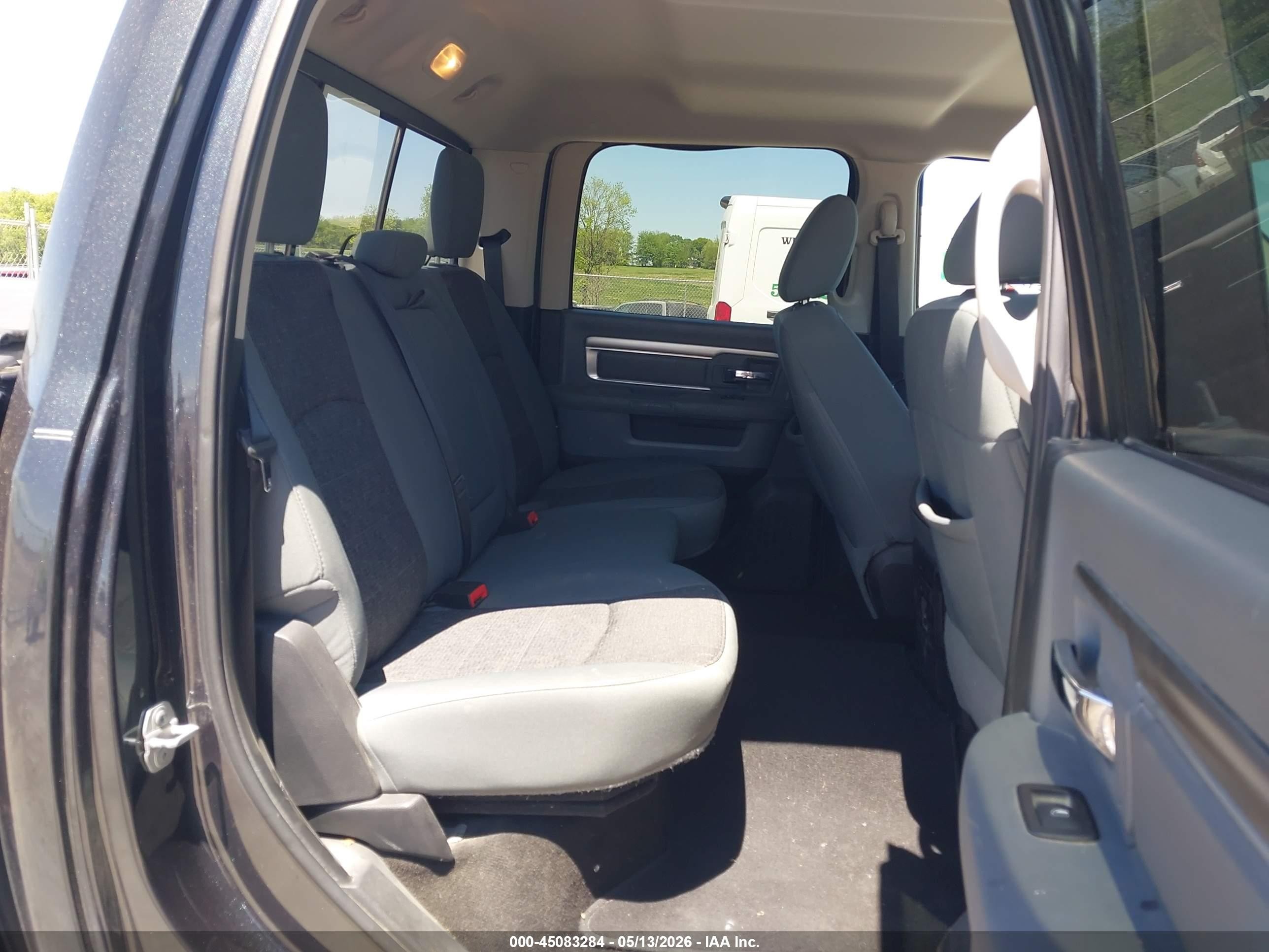 2015 Ram 1500 Big Horn Черный vin: 3C6RR7LT3FG596857