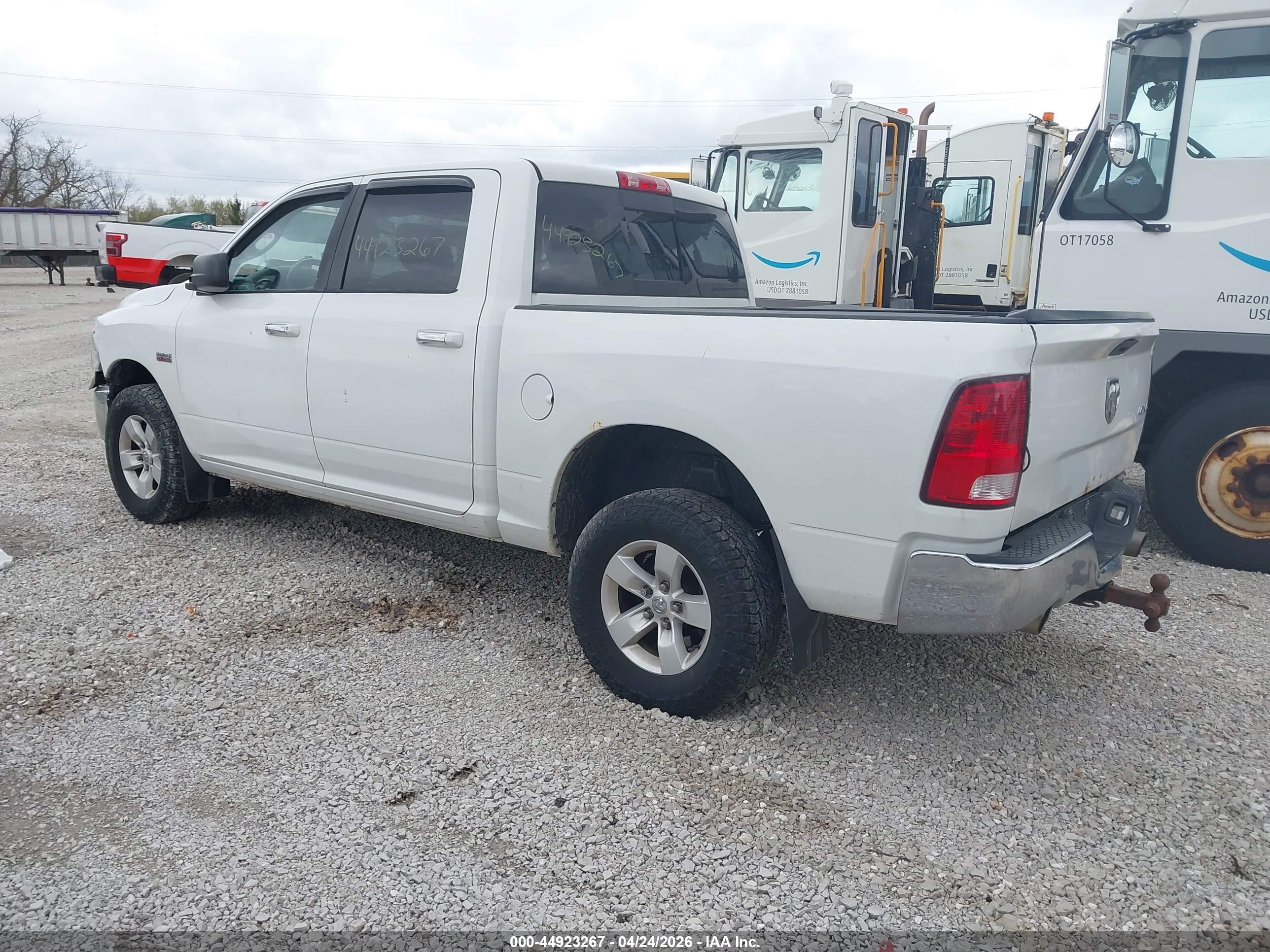 2015 Ram 1500 Big Horn White vin: 3C6RR7LT4FG549787