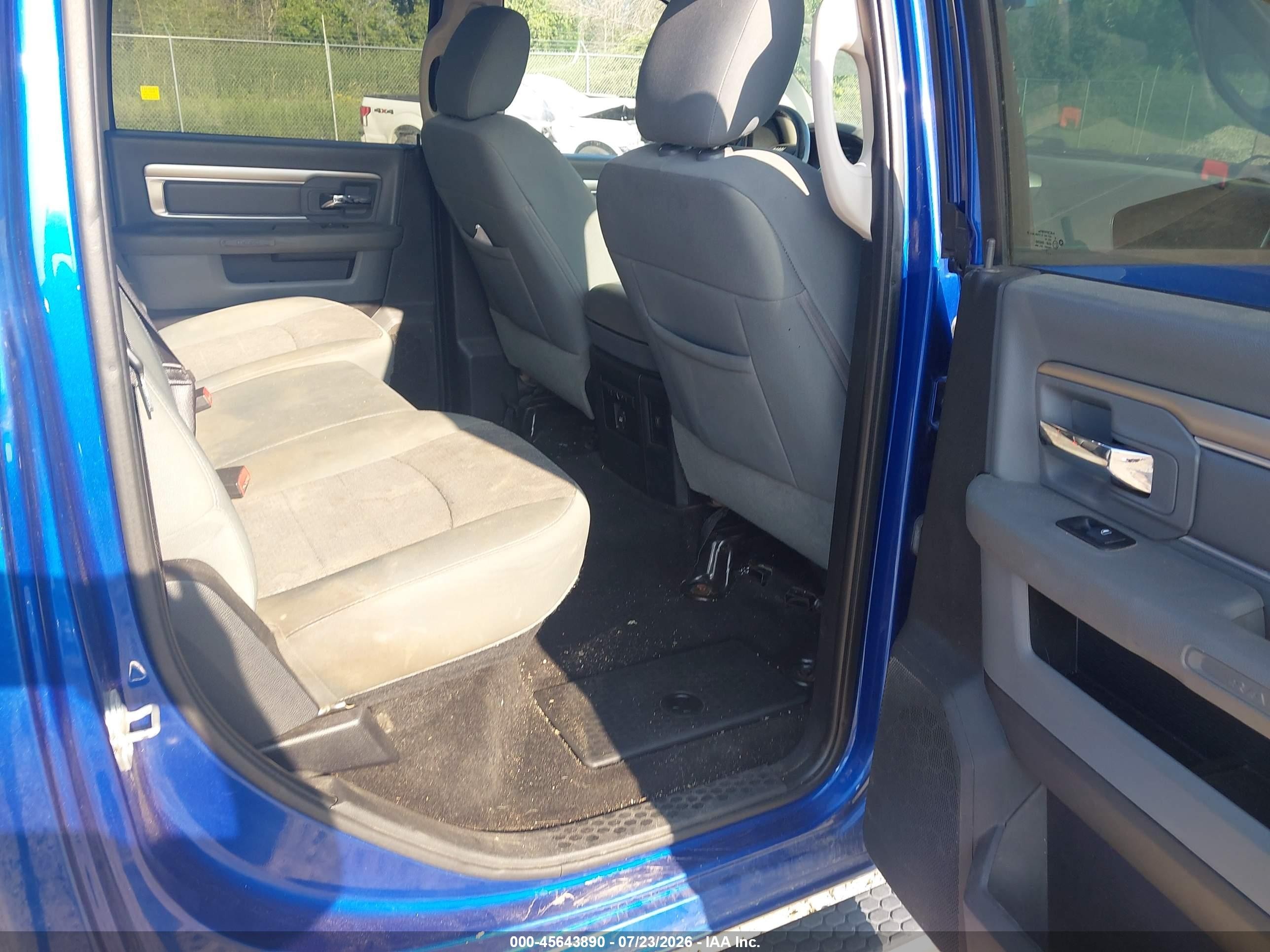 2016 Ram 1500 Big Horn Синий vin: 3C6RR7LT7GG189464