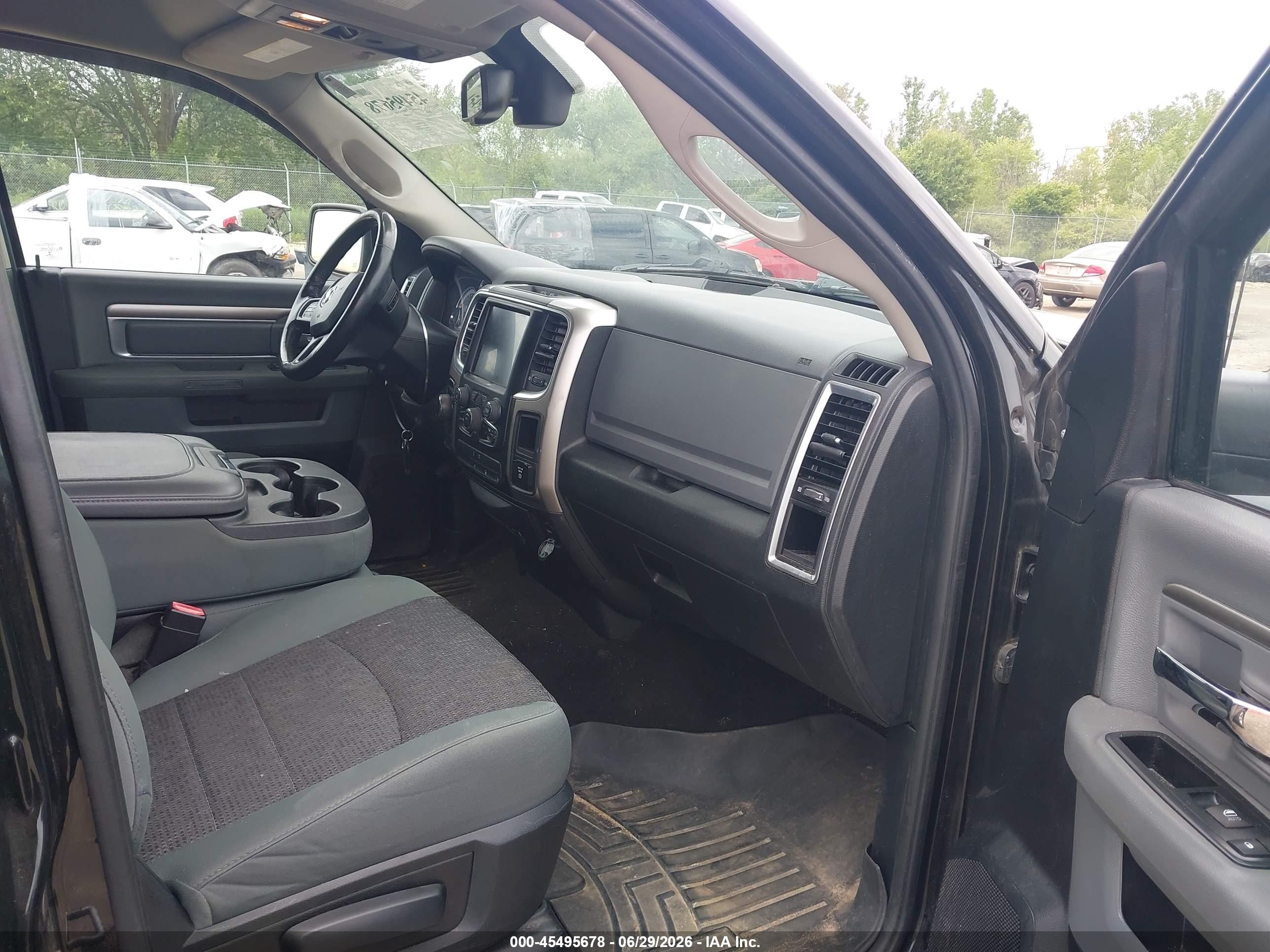 2015 Ram 1500 Big Horn Black vin: 3C6RR7LT8FG598555