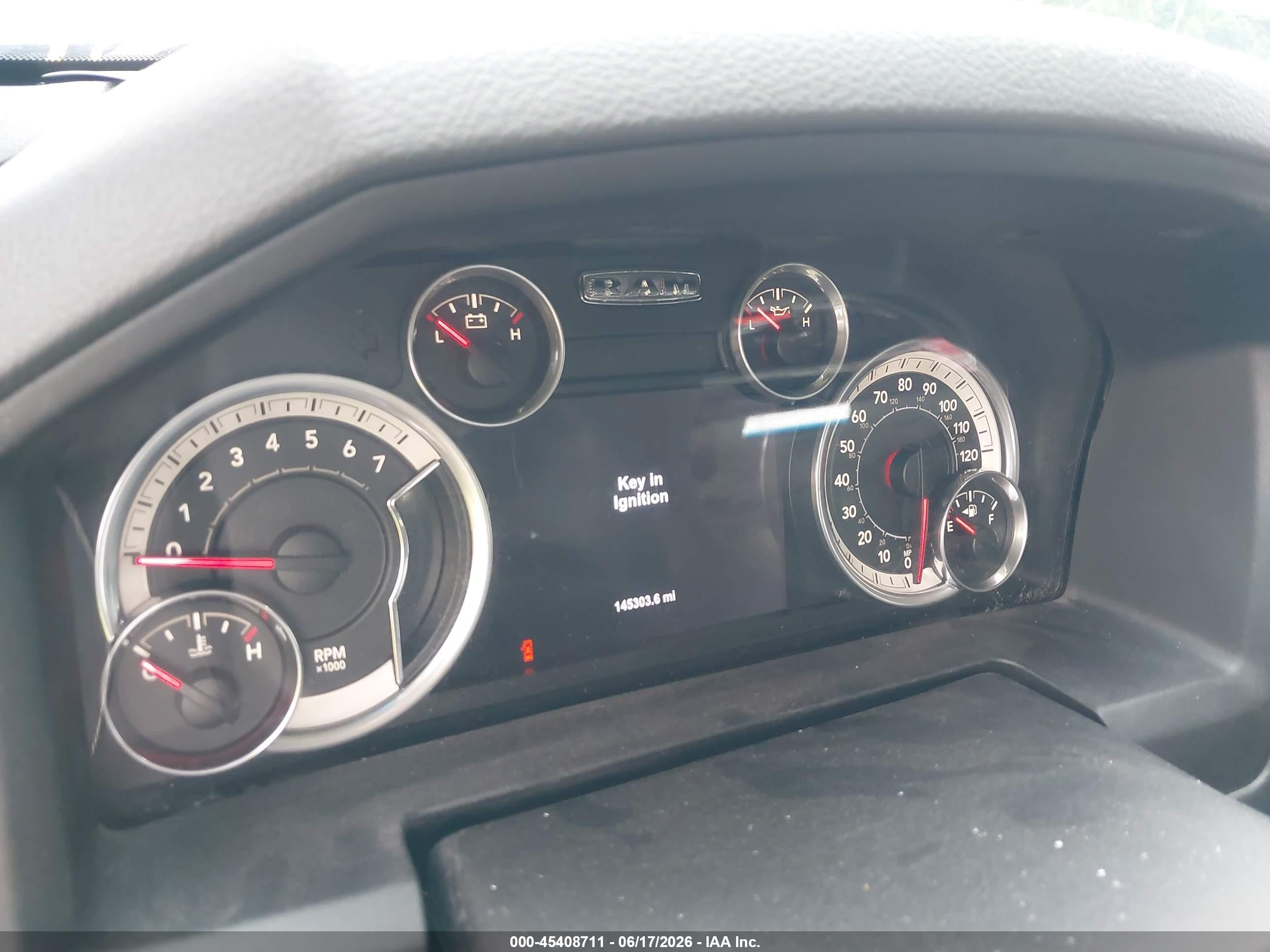 2015 Ram 1500 Big Horn Blue vin: 3C6RR7LT8FG654428