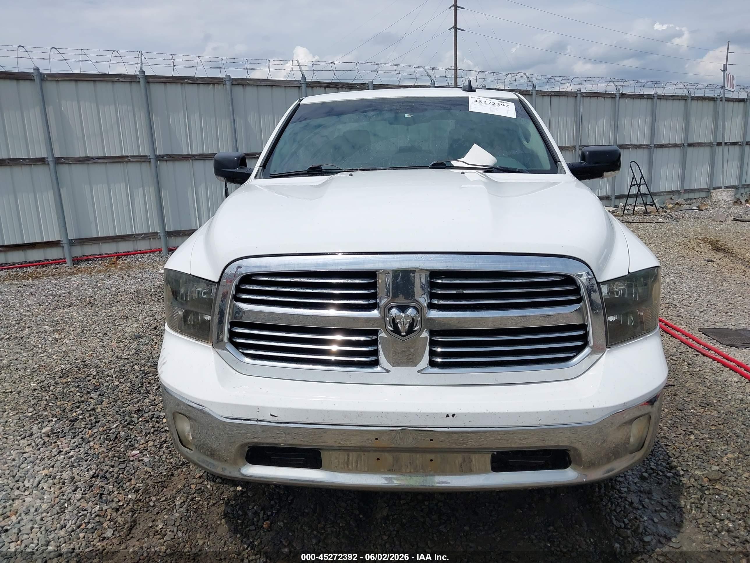 2015 Ram 1500 Big Horn Белый vin: 3C6RR7LT9FG598967