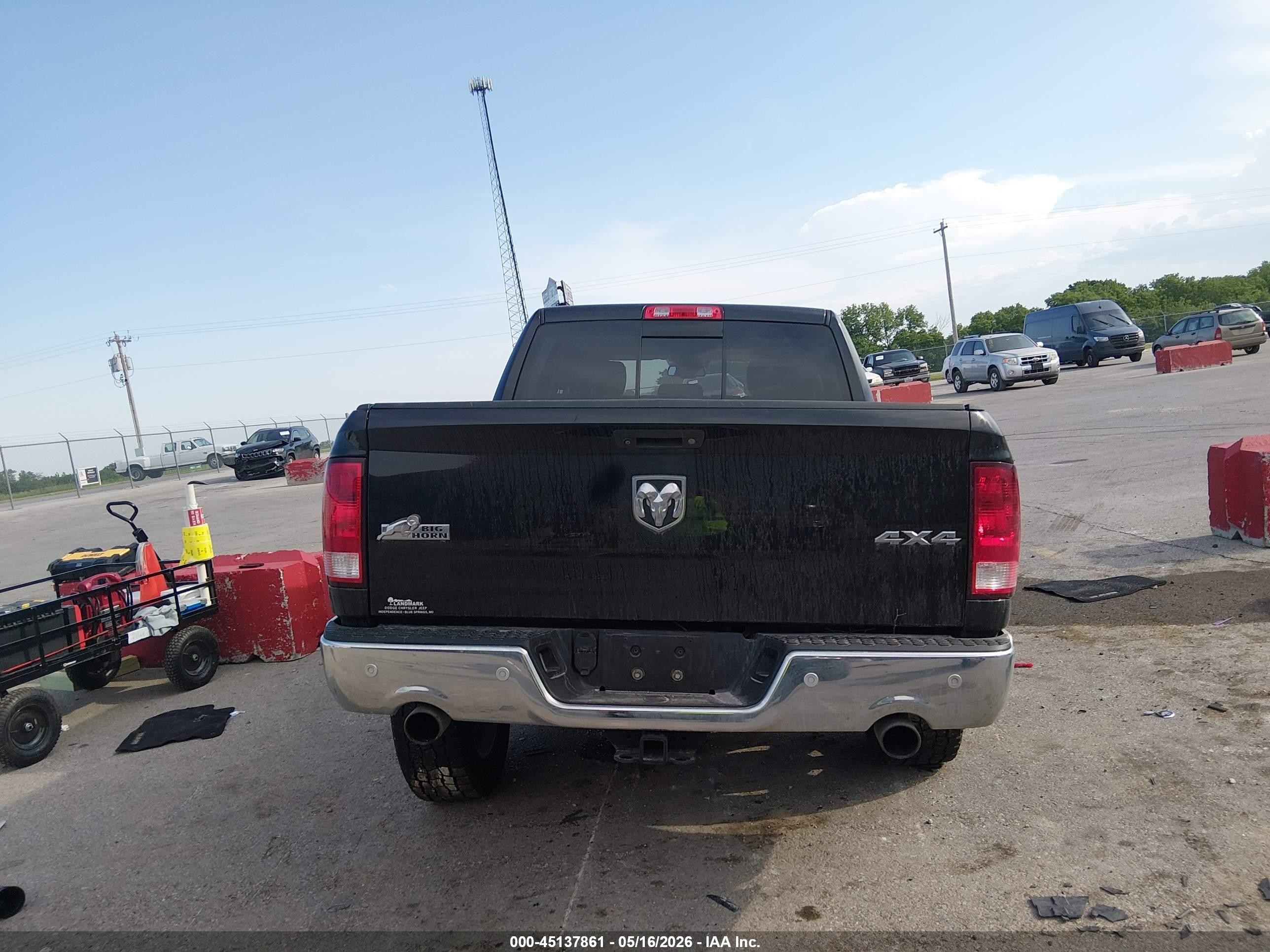 2017 Ram 1500 Big Horn  4x4 5'7 Box Black vin: 3C6RR7LT9HG511491