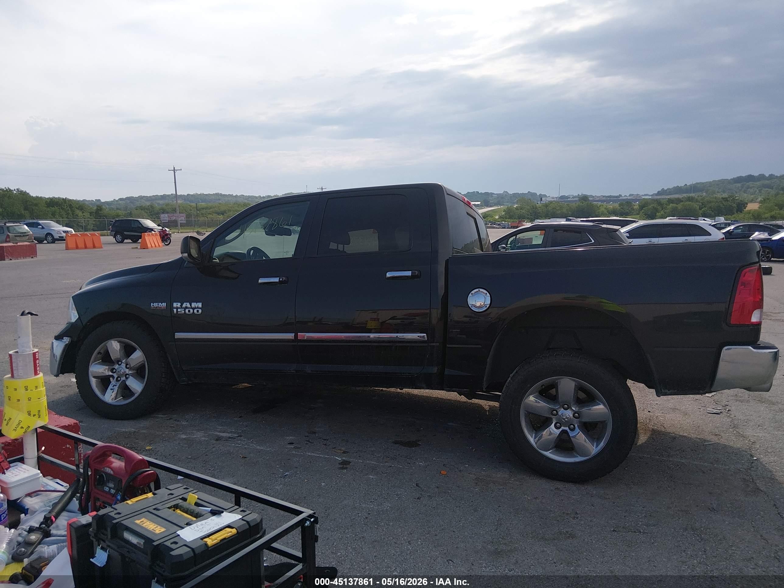 2017 Ram 1500 Big Horn  4x4 5'7 Box Black vin: 3C6RR7LT9HG511491