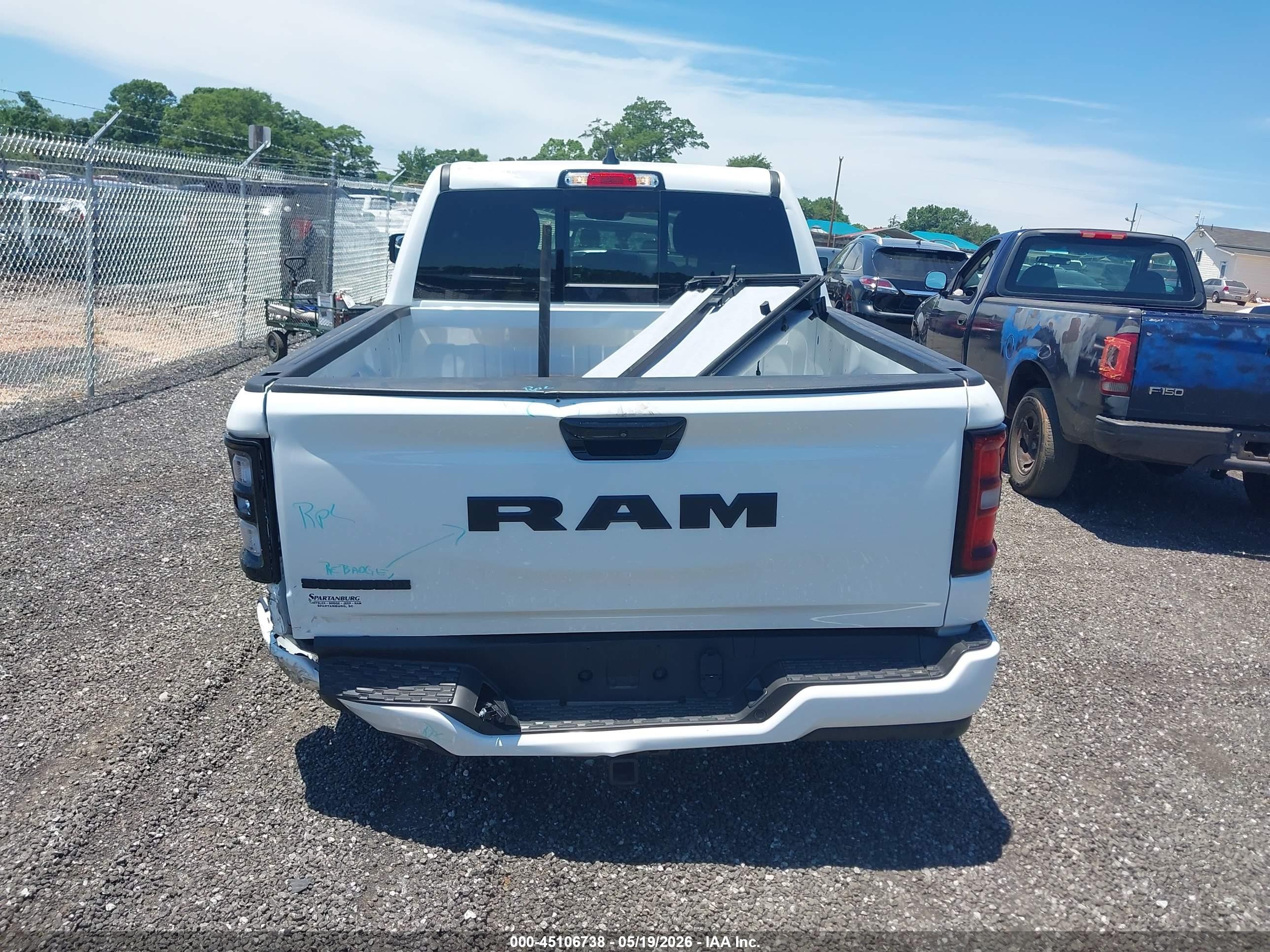 2025 Ram 1500 Big Horn  4x2 5'7 Box White vin: 3C6RREFG3S4164090
