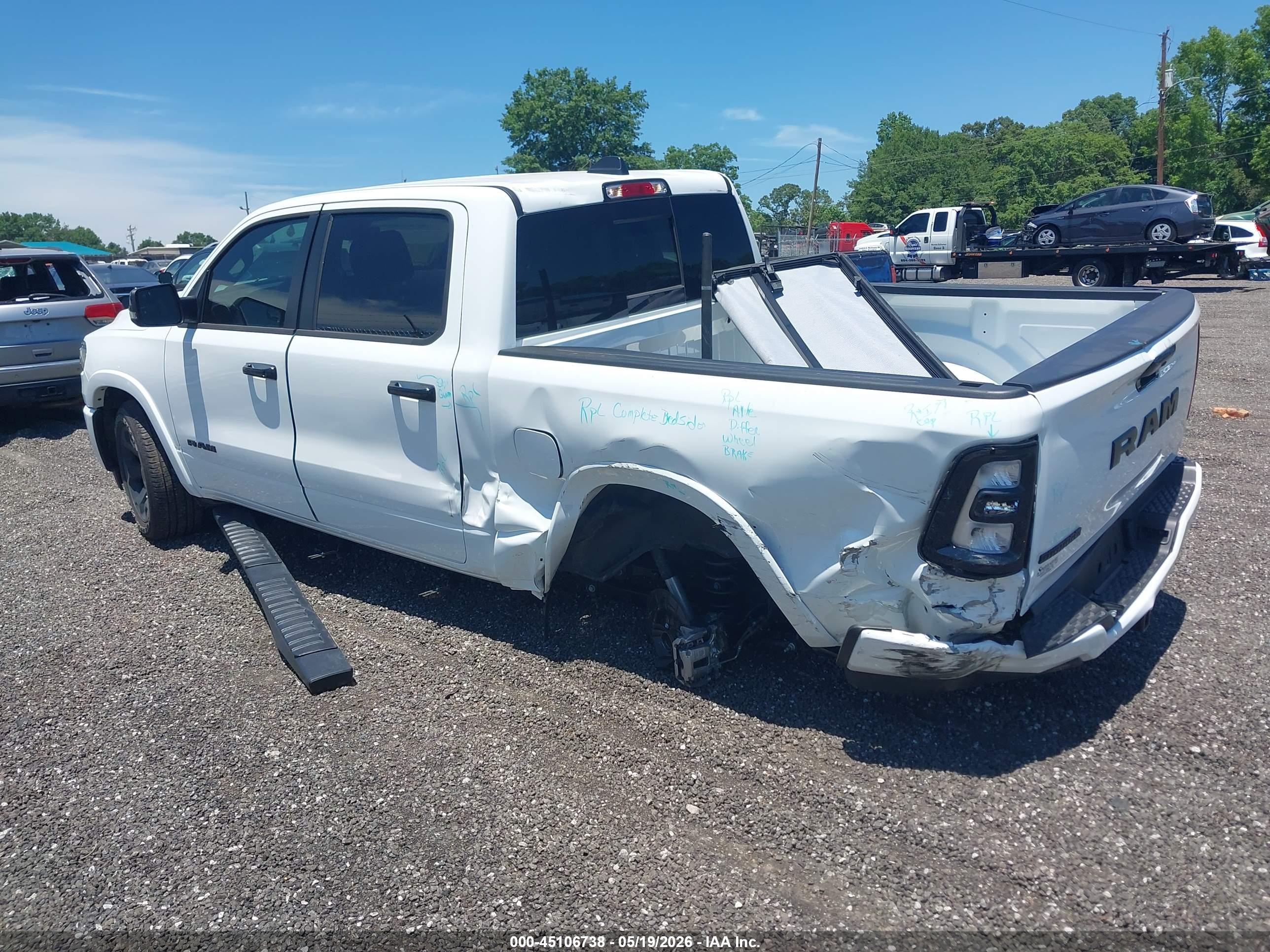 2025 Ram 1500 Big Horn  4x2 5'7 Box White vin: 3C6RREFG3S4164090
