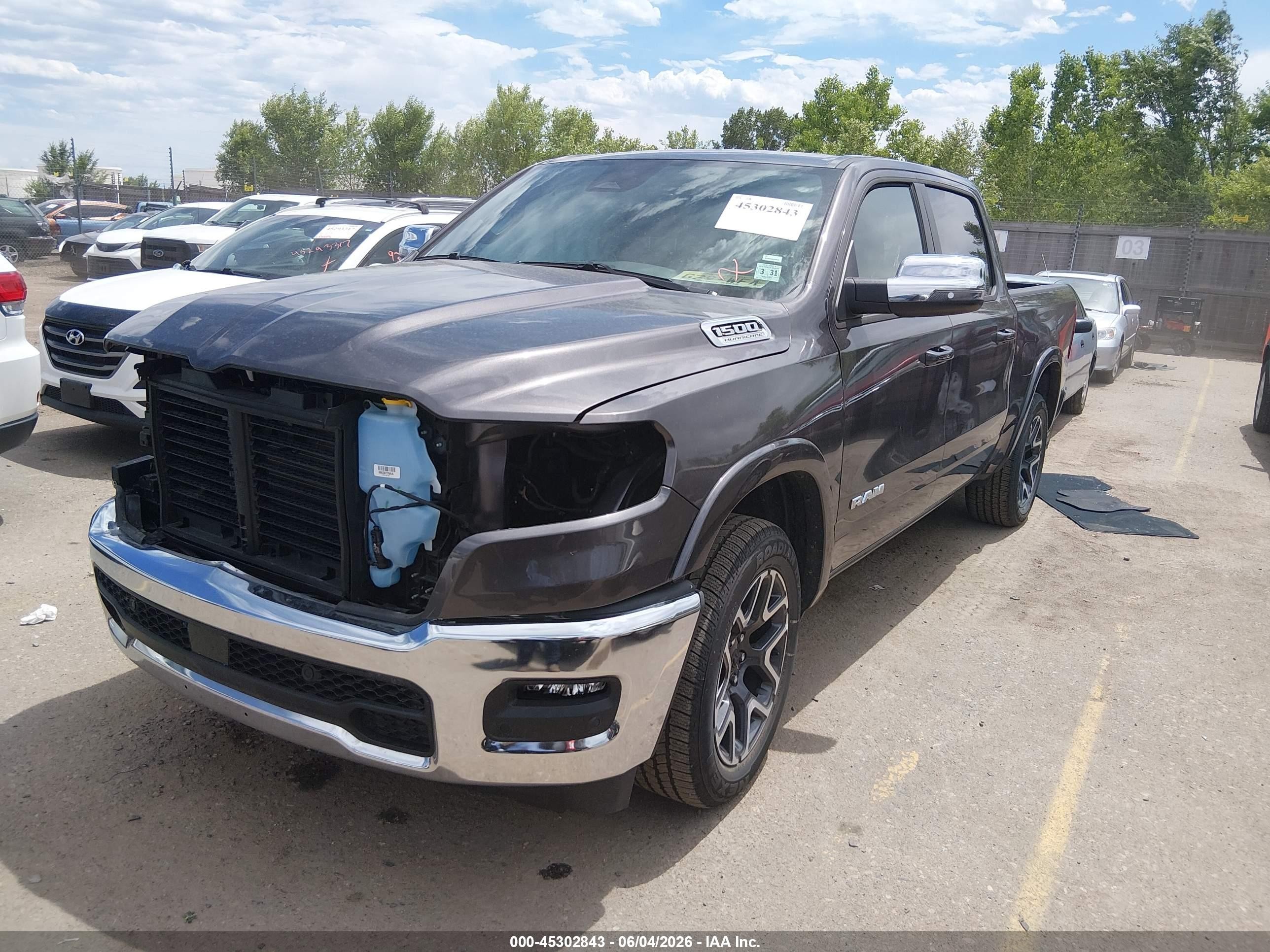 2026 Ram 1500 Laramie  4x4 5'7 Box Черный vin: 3C6SRFJP0T4170817