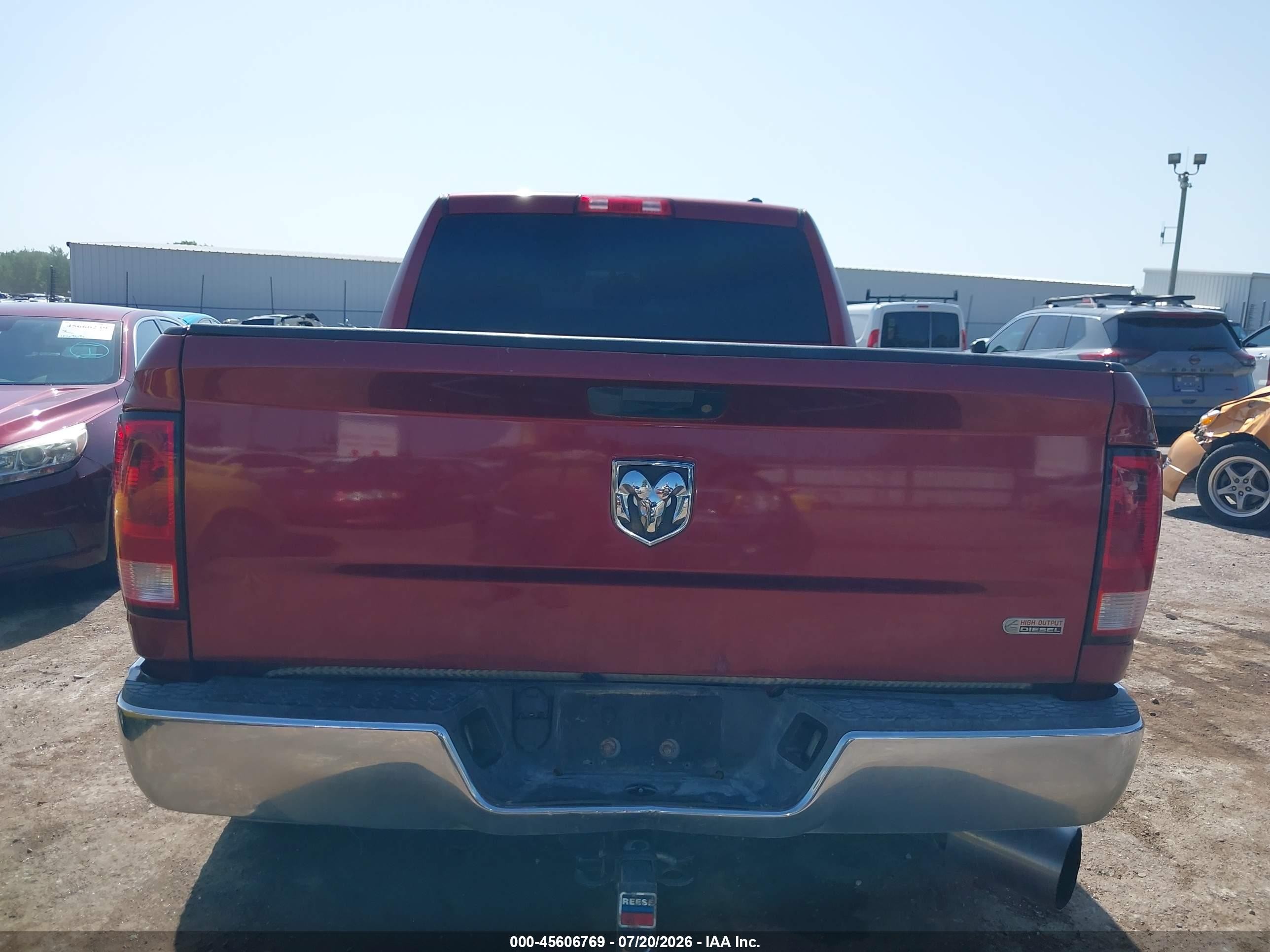 2012 Ram 2500 St Red vin: 3C6TD4CL0CG328976