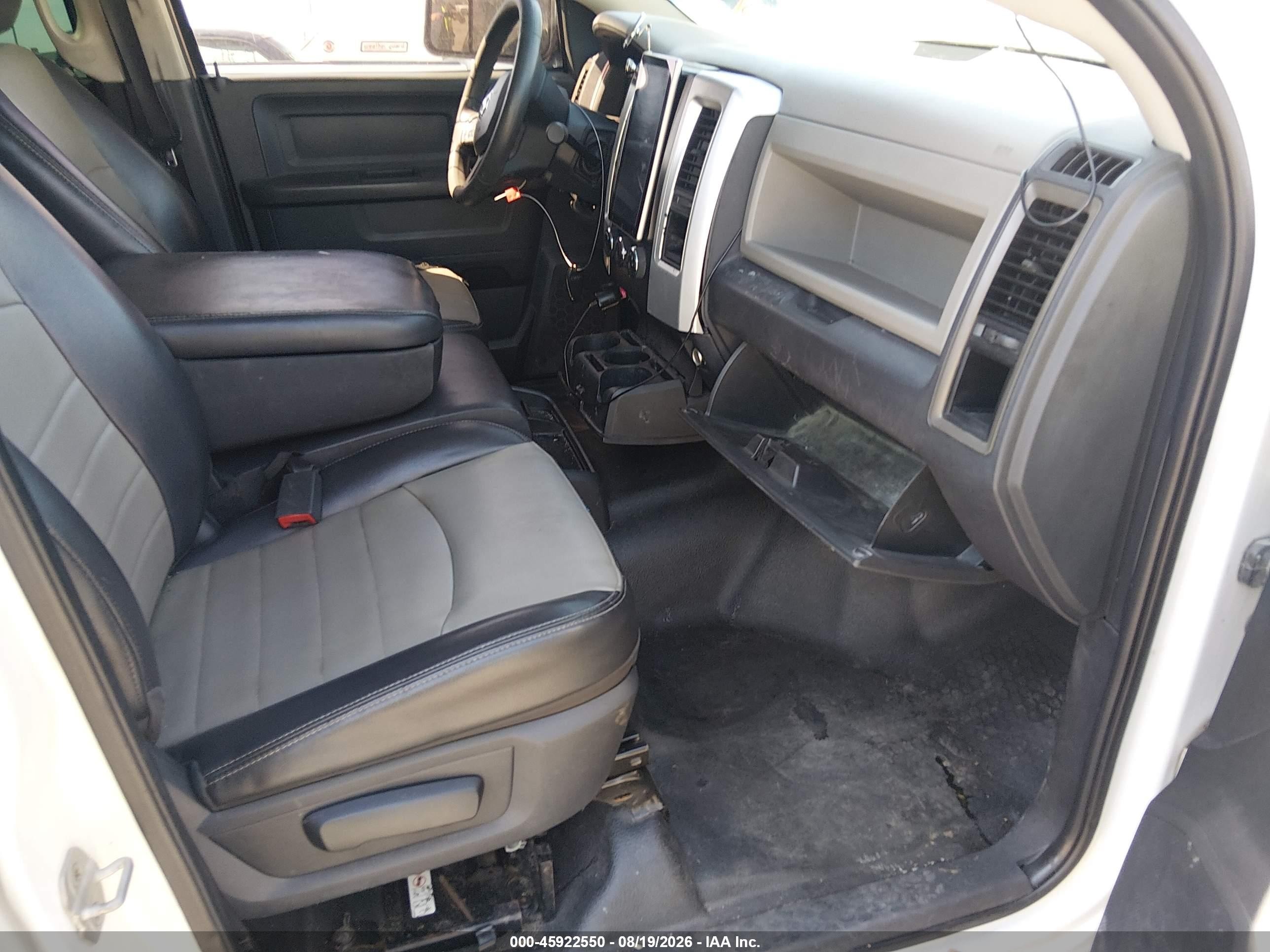 2012 Ram 2500 St White vin: 3C6TD4HL1CG315002