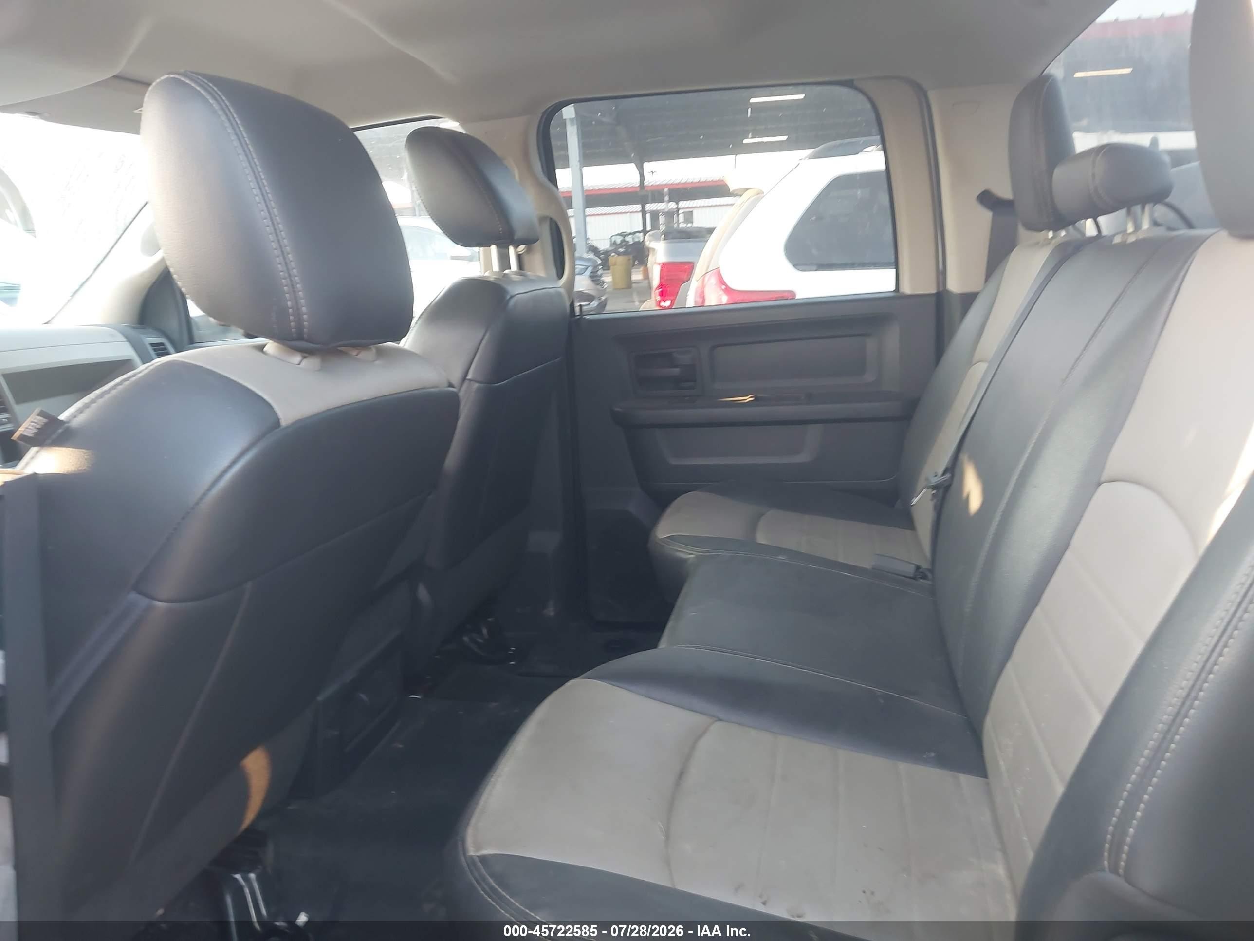 2012 Ram 2500 St White vin: 3C6TD4HT9CG204682