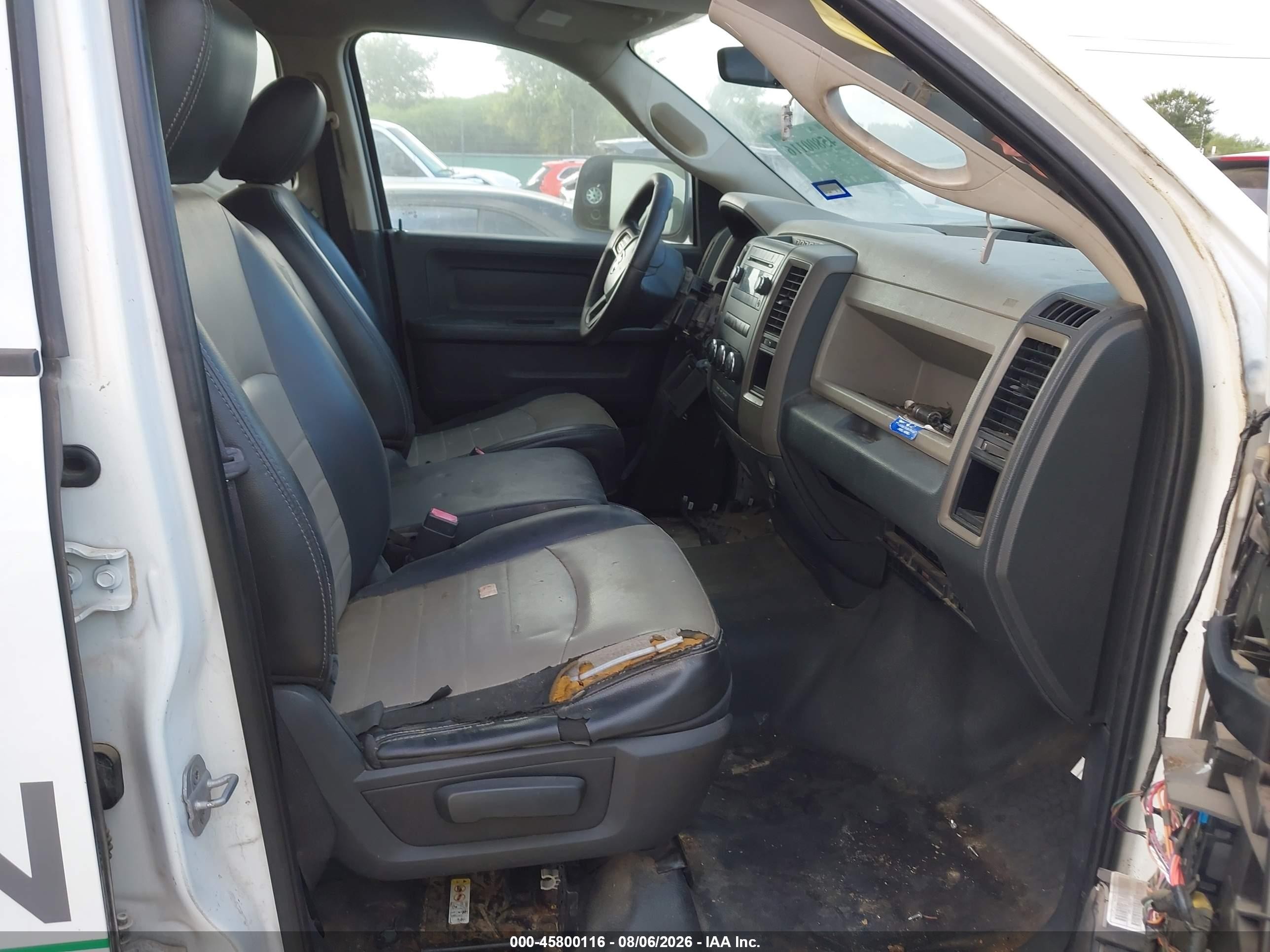 2012 Ram 2500 St White vin: 3C6TD4HT9CG292746