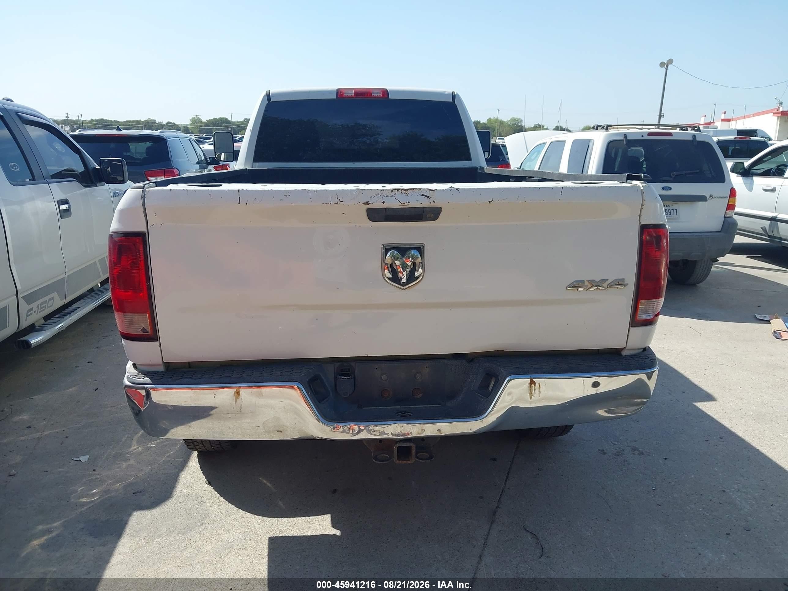 2012 Ram 2500 St White vin: 3C6TD5HT1CG200583