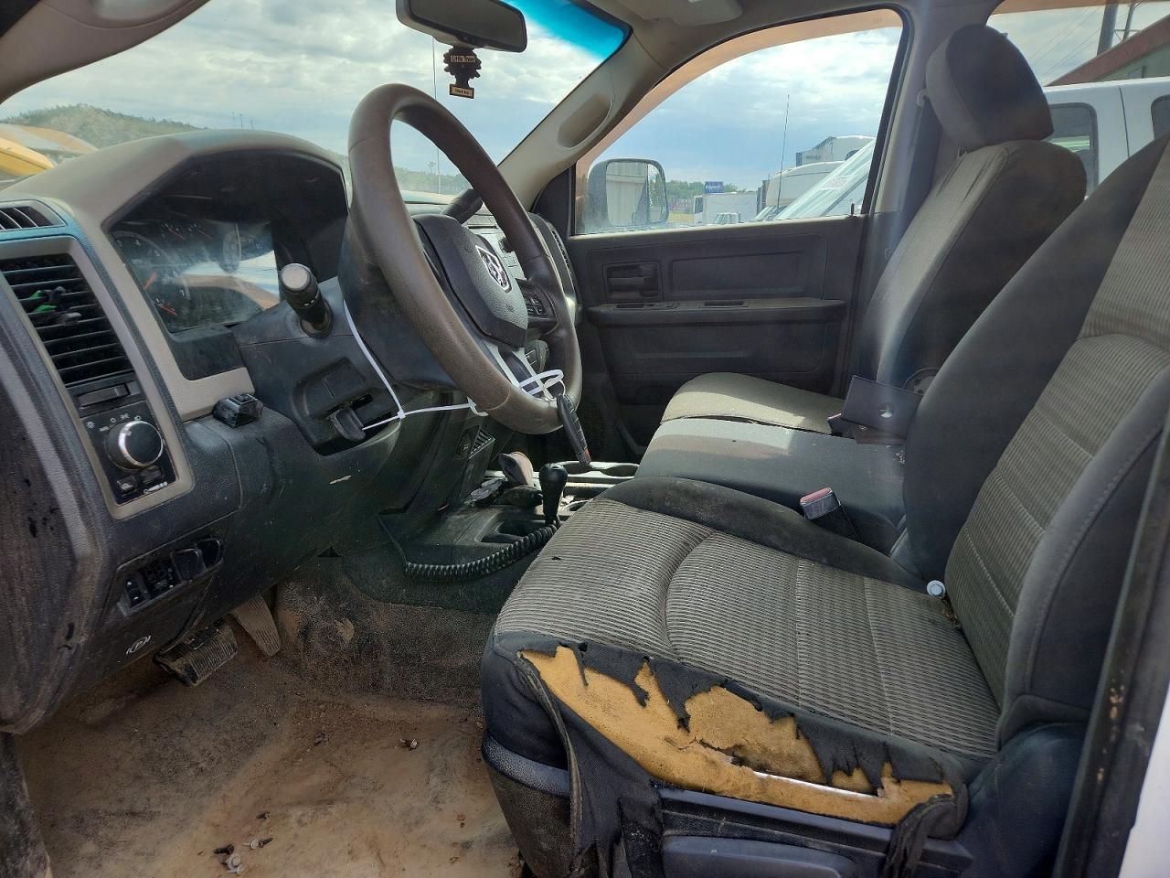 2012 Dodge Ram 2500 St White vin: 3C6TD5HT1CG281276