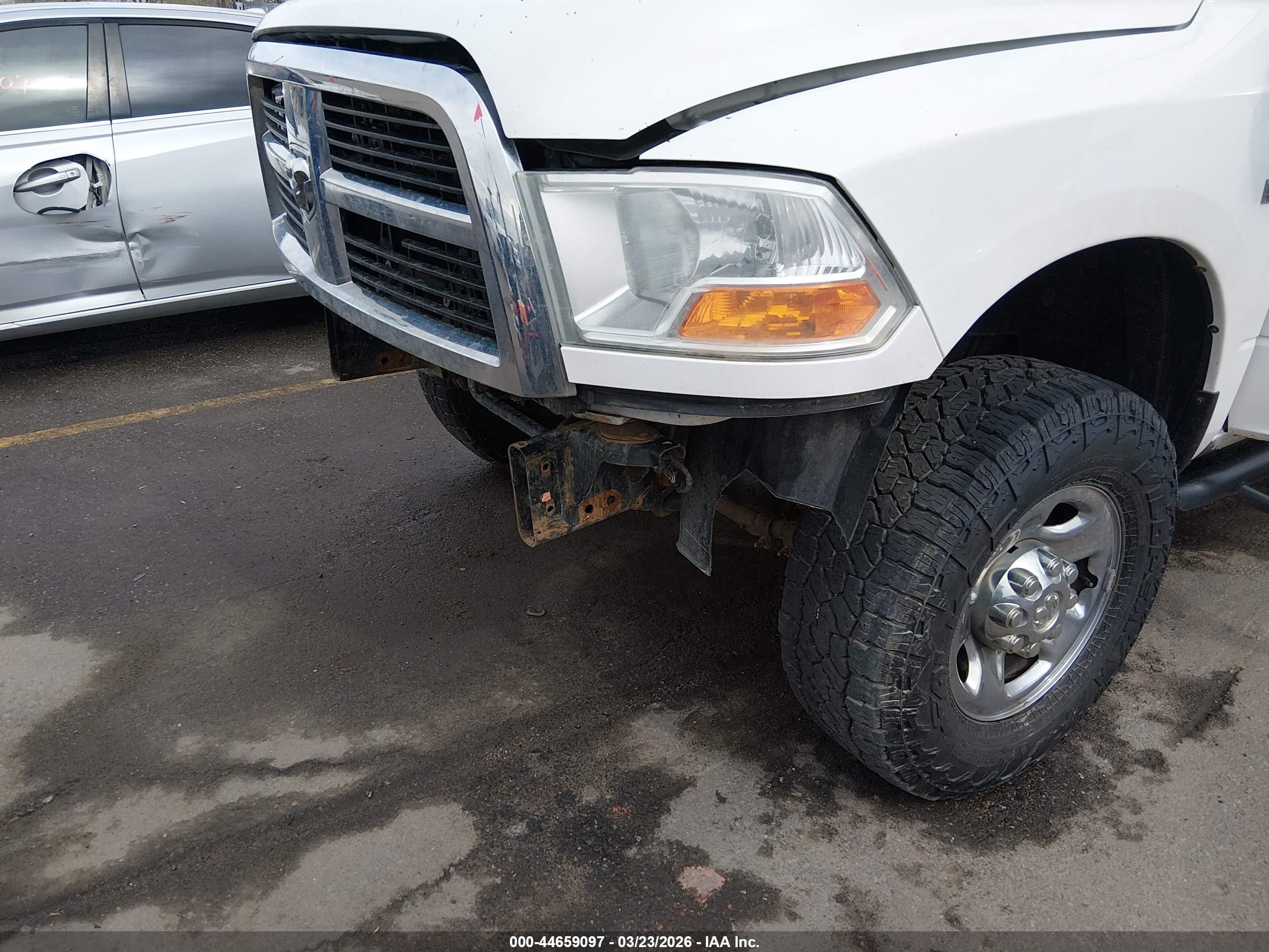 2012 Ram 2500 St White vin: 3C6TD5HT3CG154352