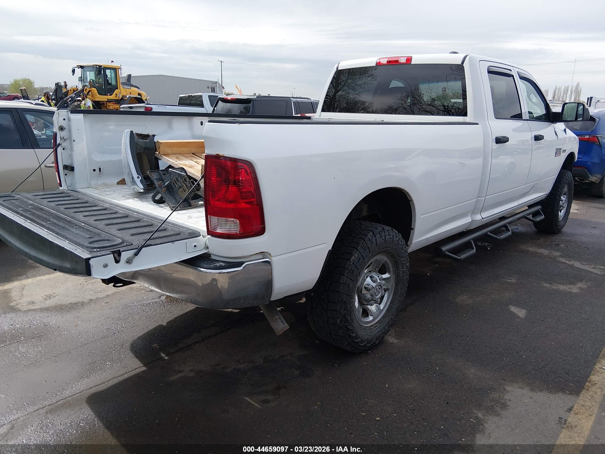 2012 Ram 2500 St White vin: 3C6TD5HT3CG154352
