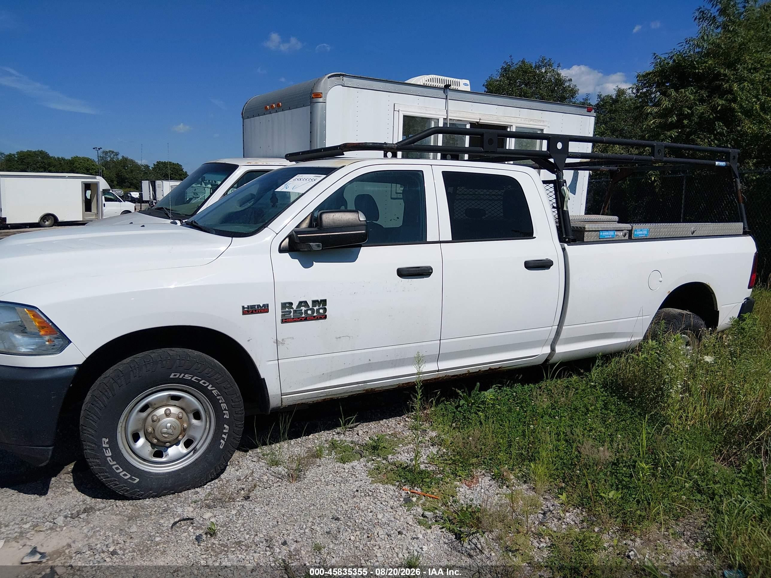 2015 Ram 2500 Tradesman White vin: 3C6TR4HT0FG662343