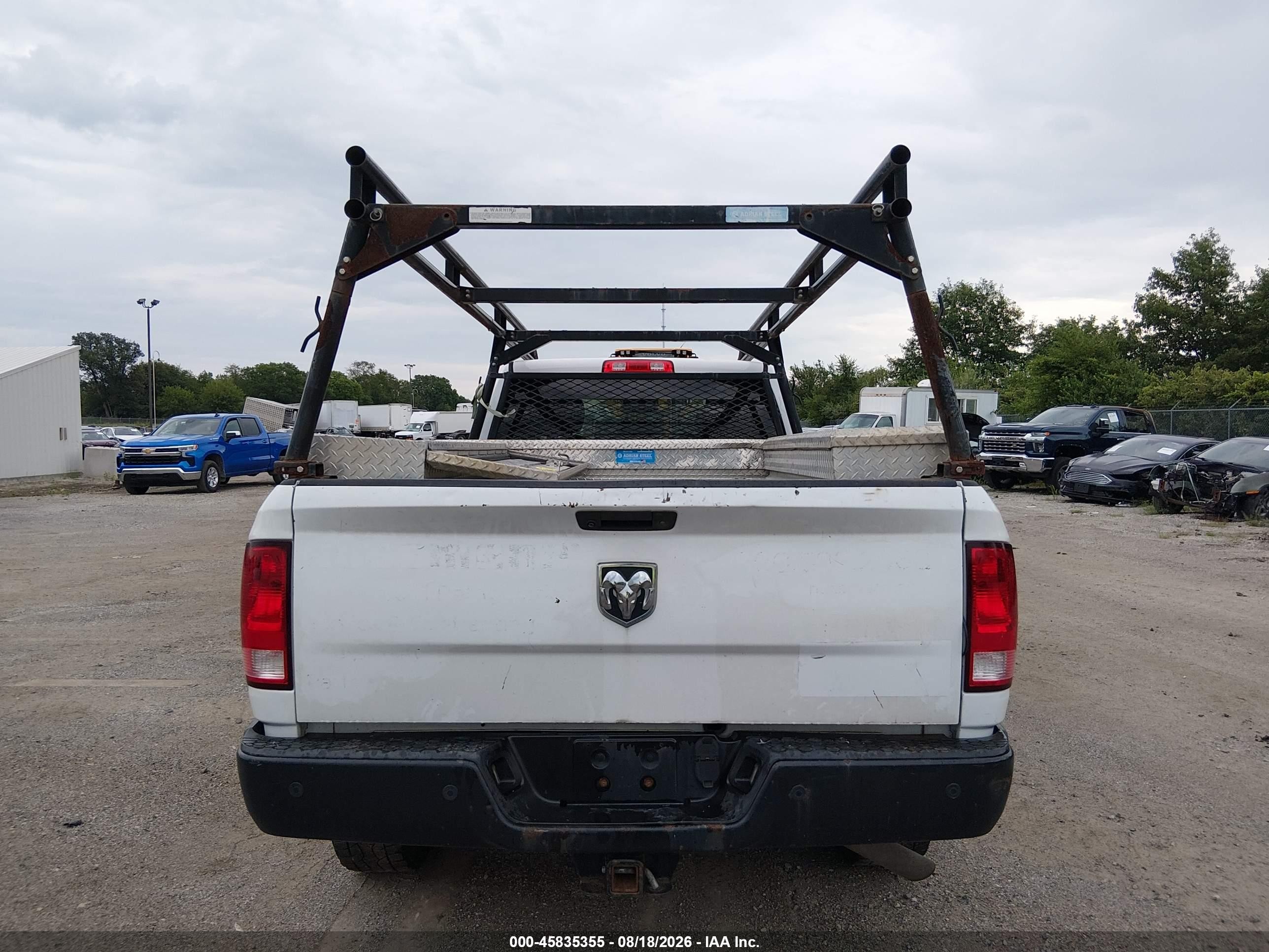 2015 Ram 2500 Tradesman White vin: 3C6TR4HT0FG662343