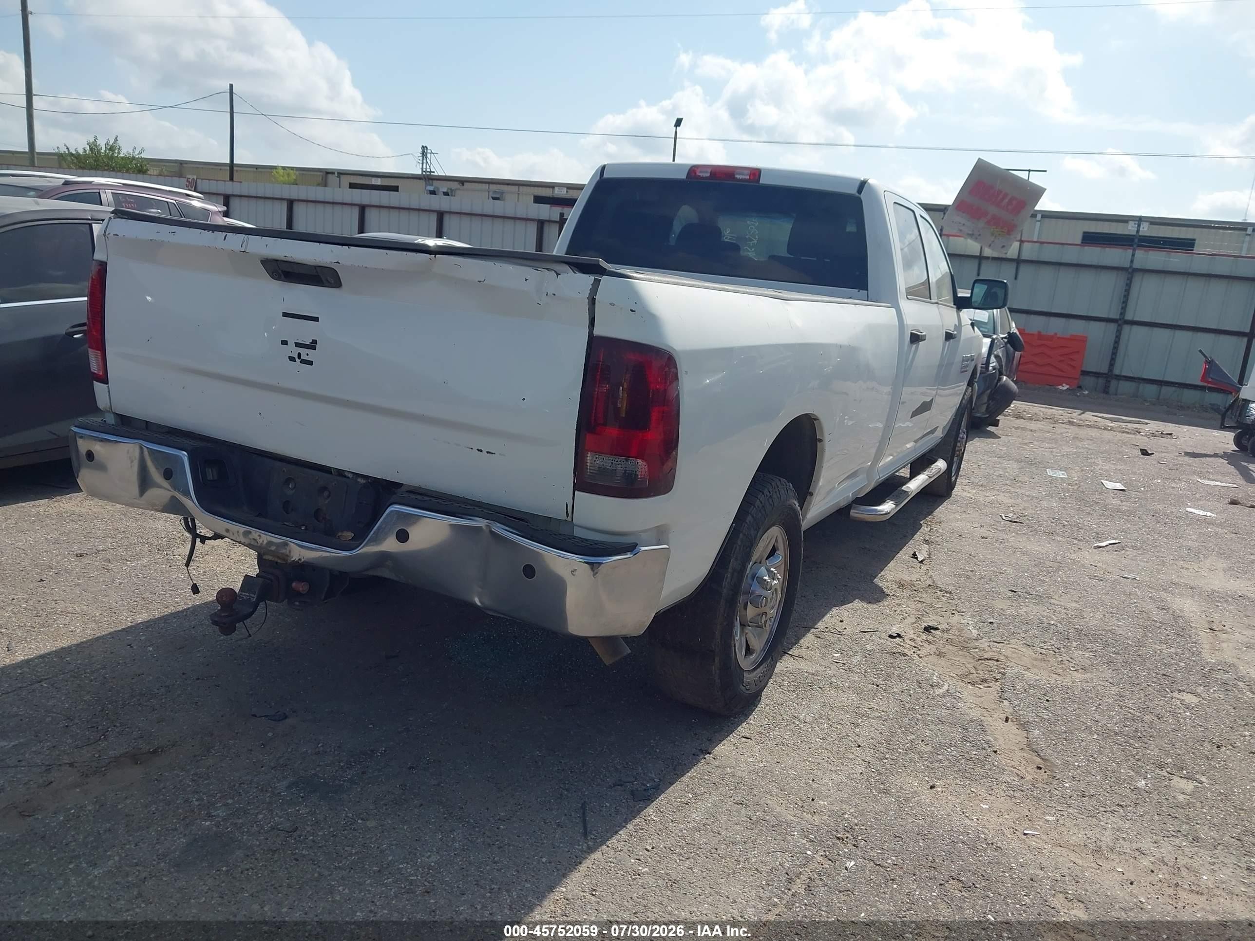 2014 Ram 2500 Tradesman White vin: 3C6TR4HT2EG257065