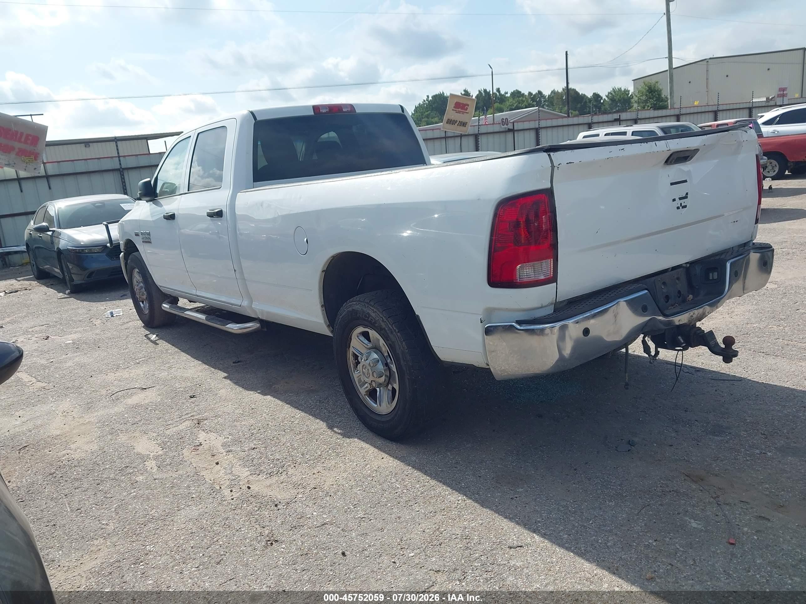 2014 Ram 2500 Tradesman White vin: 3C6TR4HT2EG257065